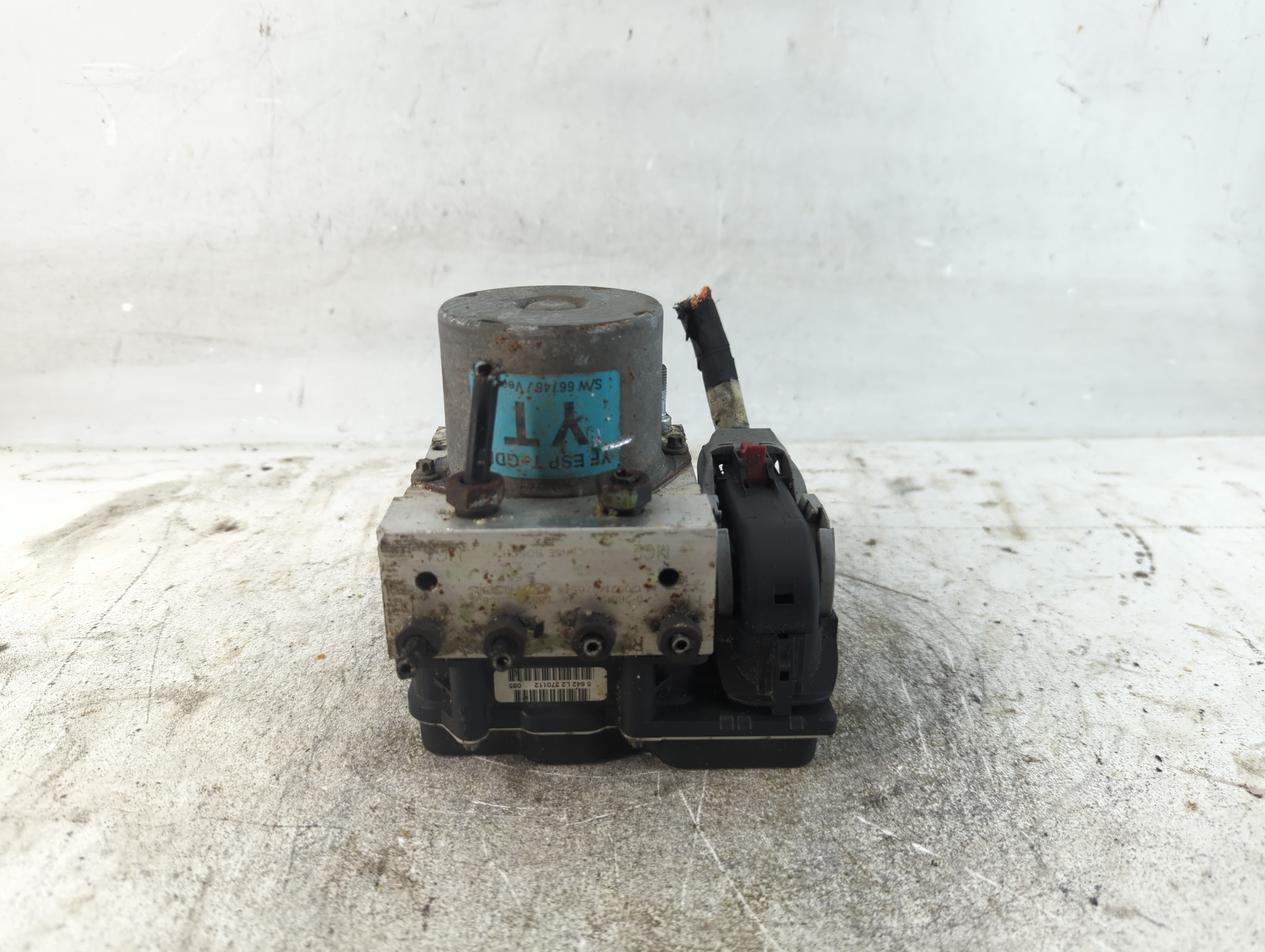 2011-2013 Hyundai Sonata Abs Pump Control Module 937105 - Oemusedautoparts1.com