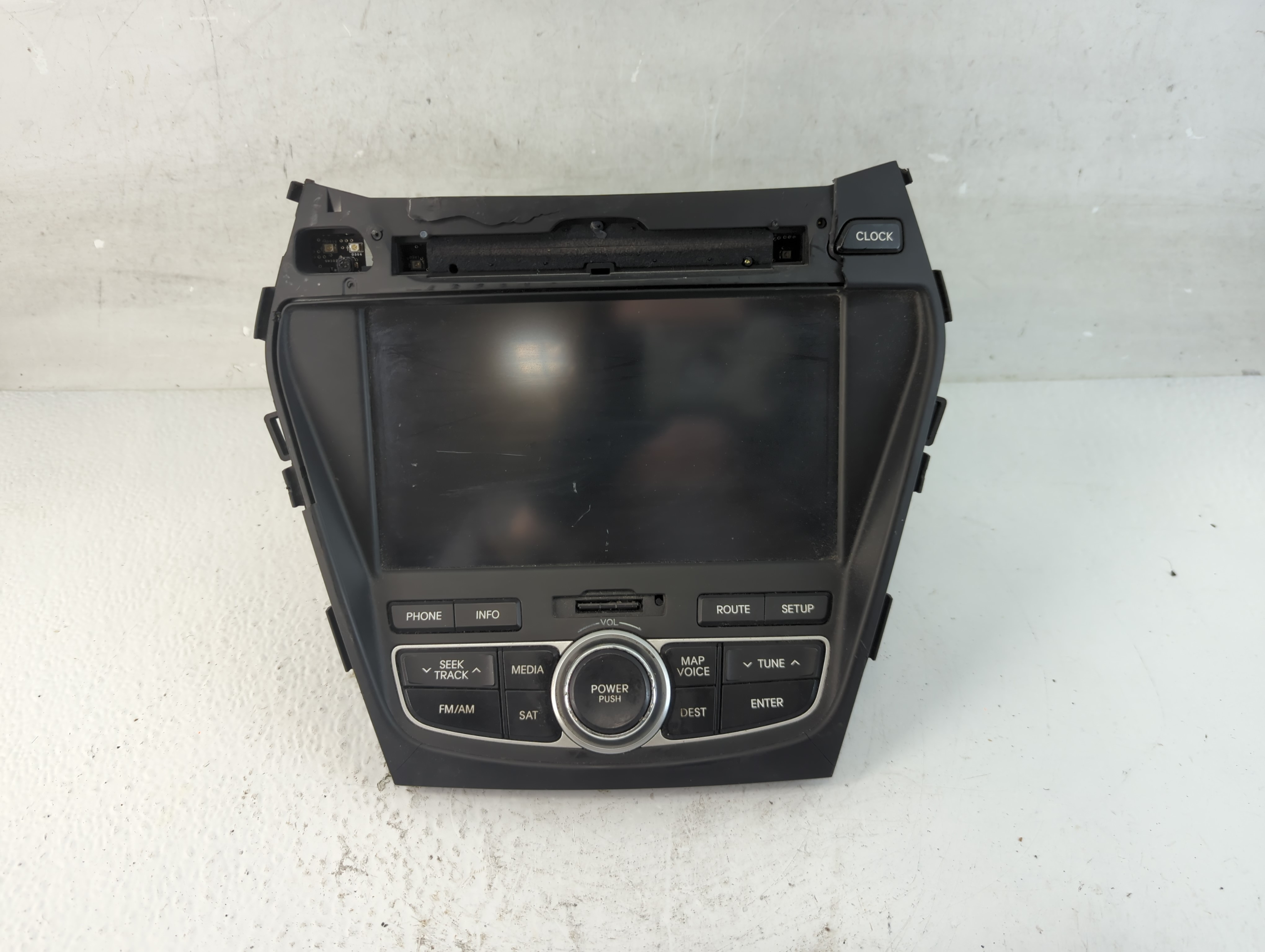 2013-2016 Hyundai Santa Fe Am Fm Cd Player Radio Receiver 937110 - Oemusedautoparts1.com