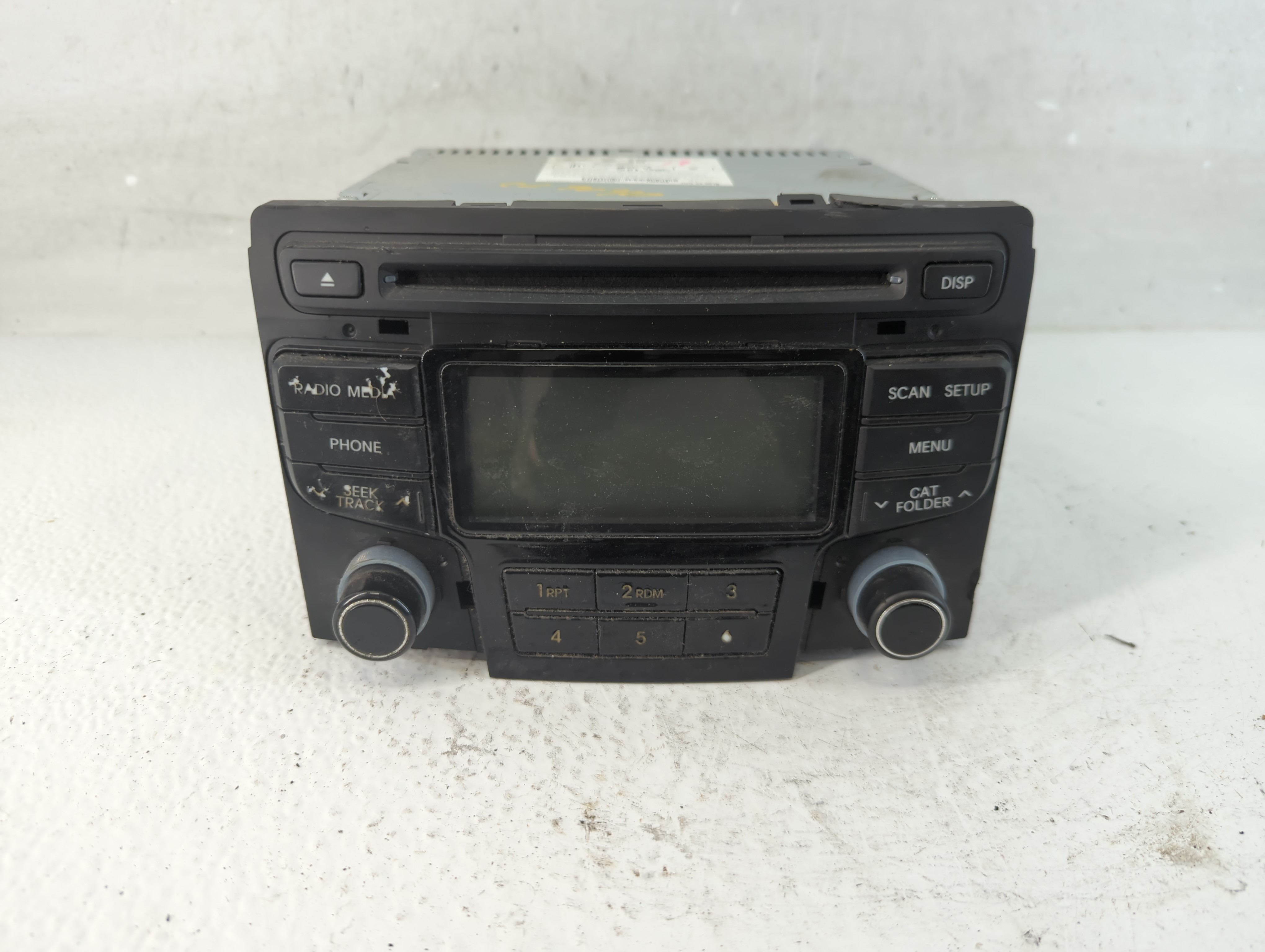 2013-2014 Hyundai Sonata Am Fm Cd Player Radio Receiver 937120 - Oemusedautoparts1.com