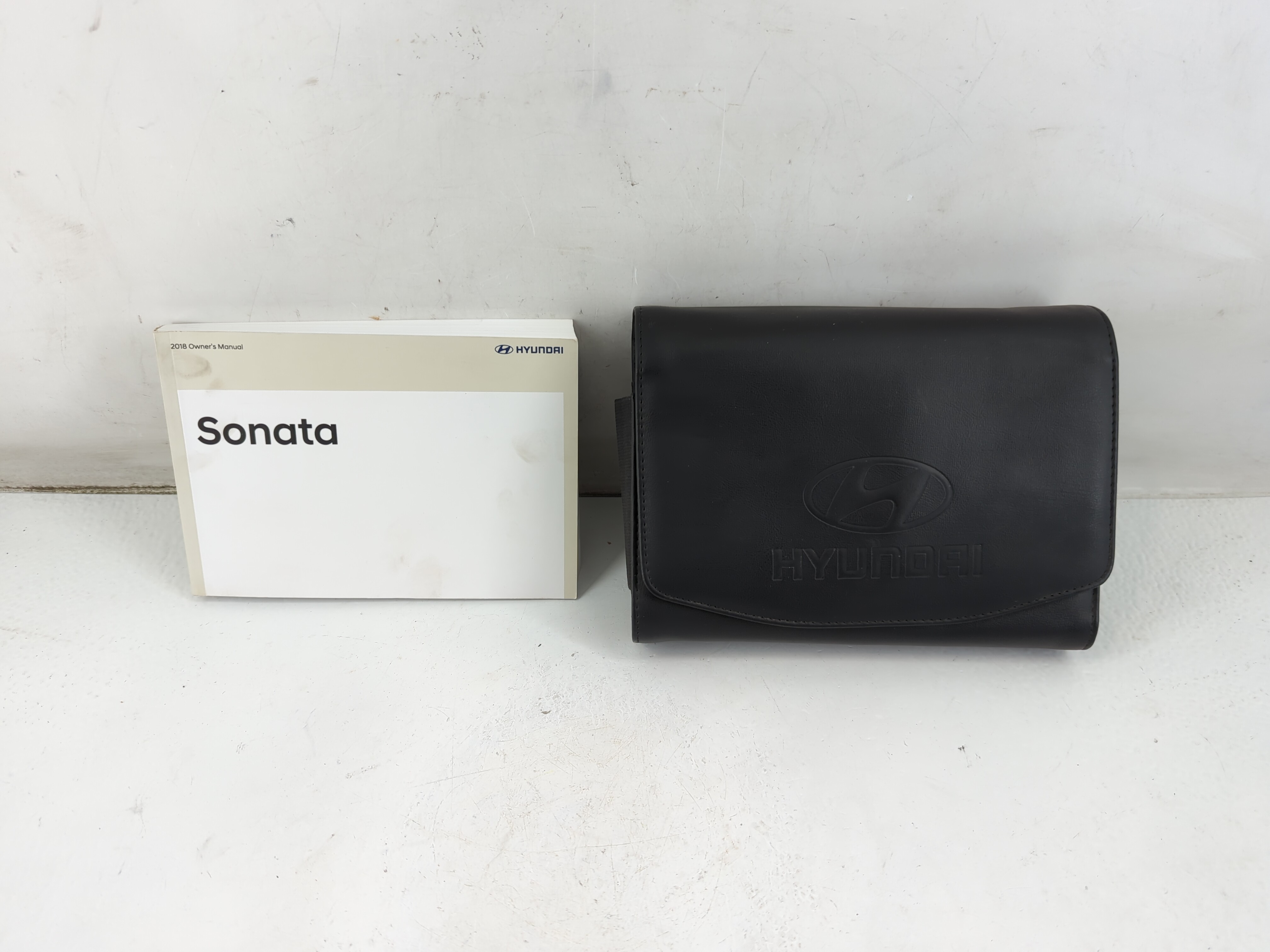 Picture of 2018 Hyundai Sonata Owners Manual Book Guide 937132