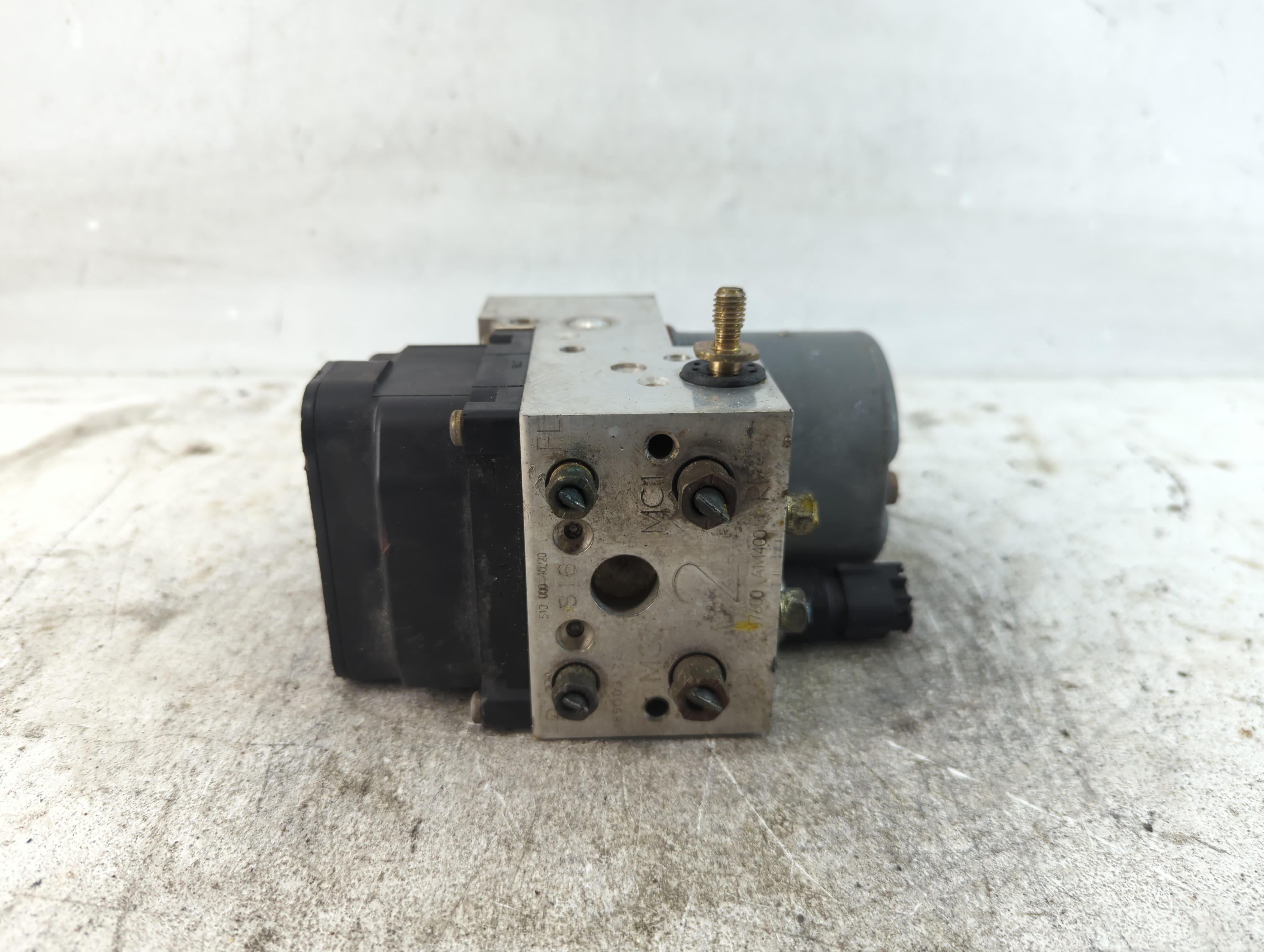 2003-2007 Infiniti G35 Abs Pump Control Module 937156 - Oemusedautoparts1.com