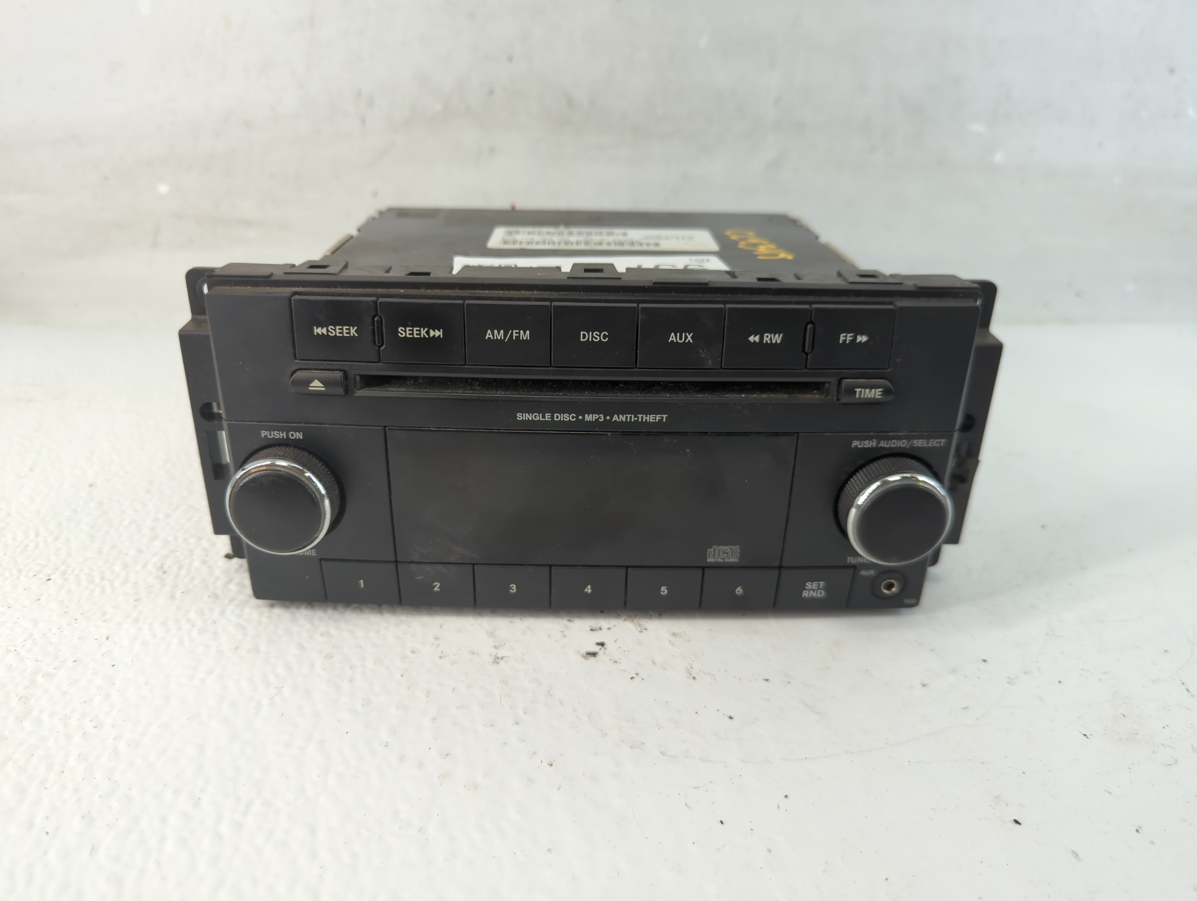 Picture of 2012-2017 Jeep Patriot Am Fm Cd Player Radio Receiver 937172