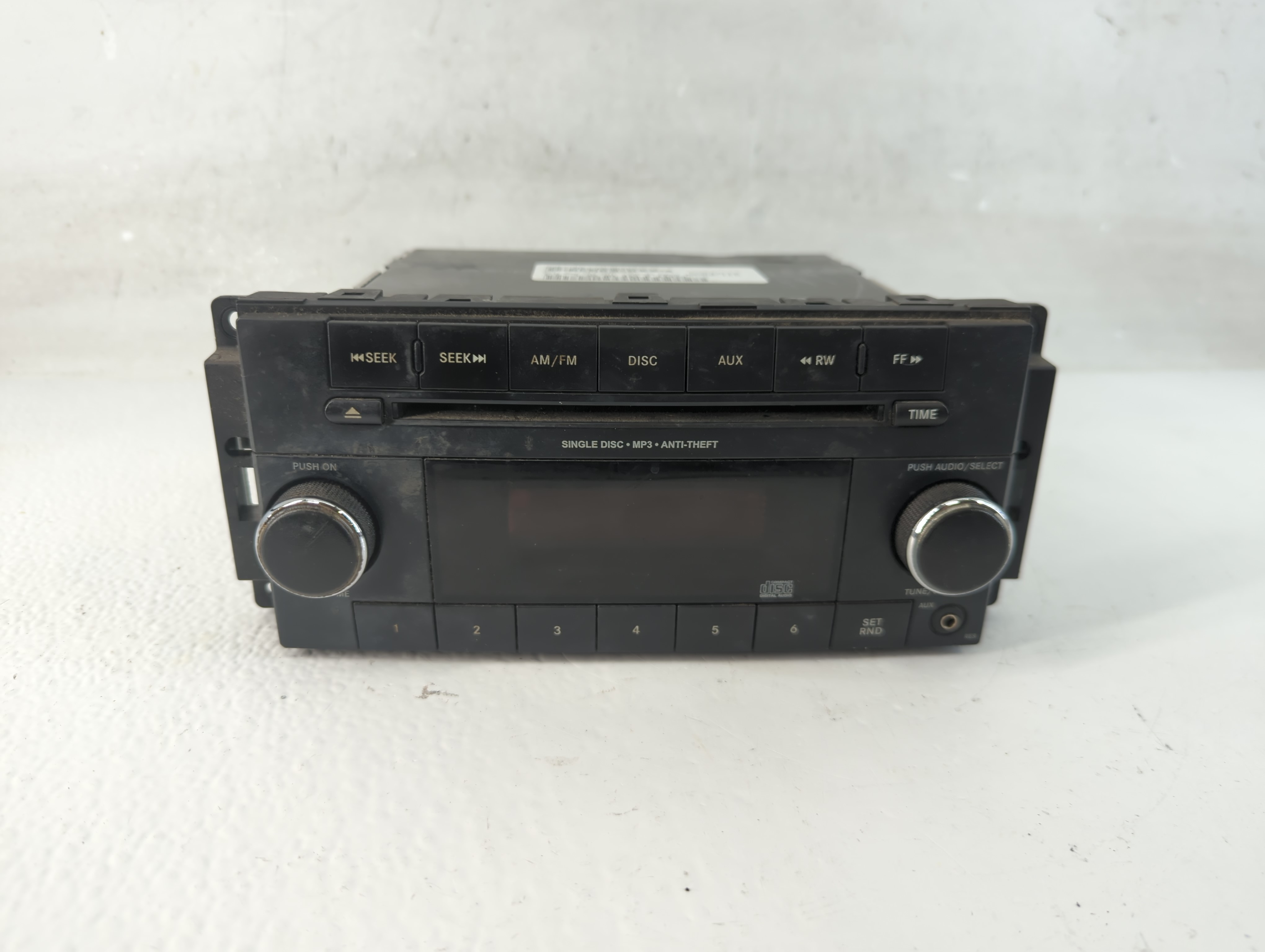 Dodge Caravan Am Fm Cd Player Radio Receiver 937202 - Oemusedautoparts1.com