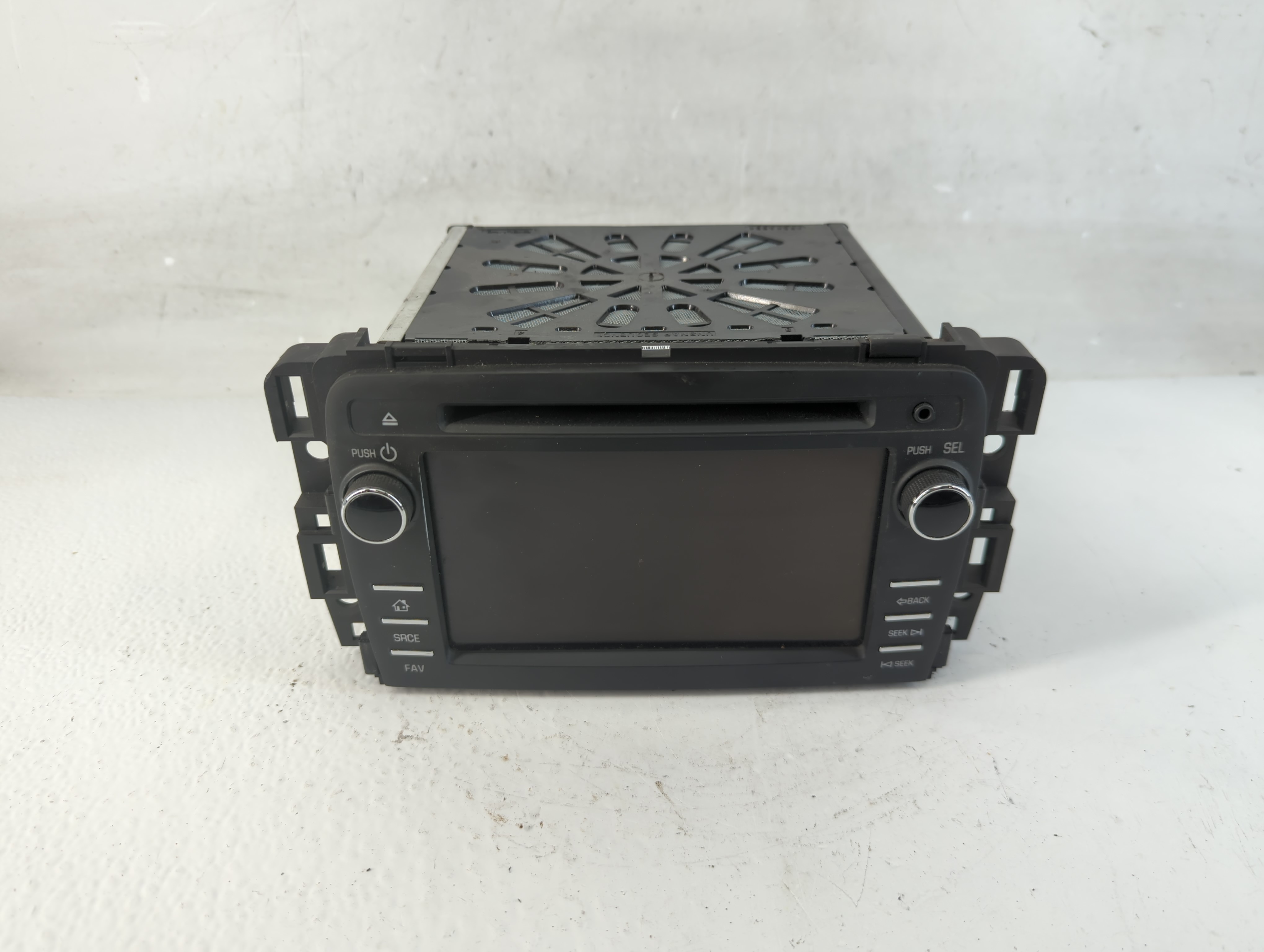 2015-2017 Chevrolet Traverse Am Fm Cd Player Radio Receiver 937220 - Oemusedautoparts1.com