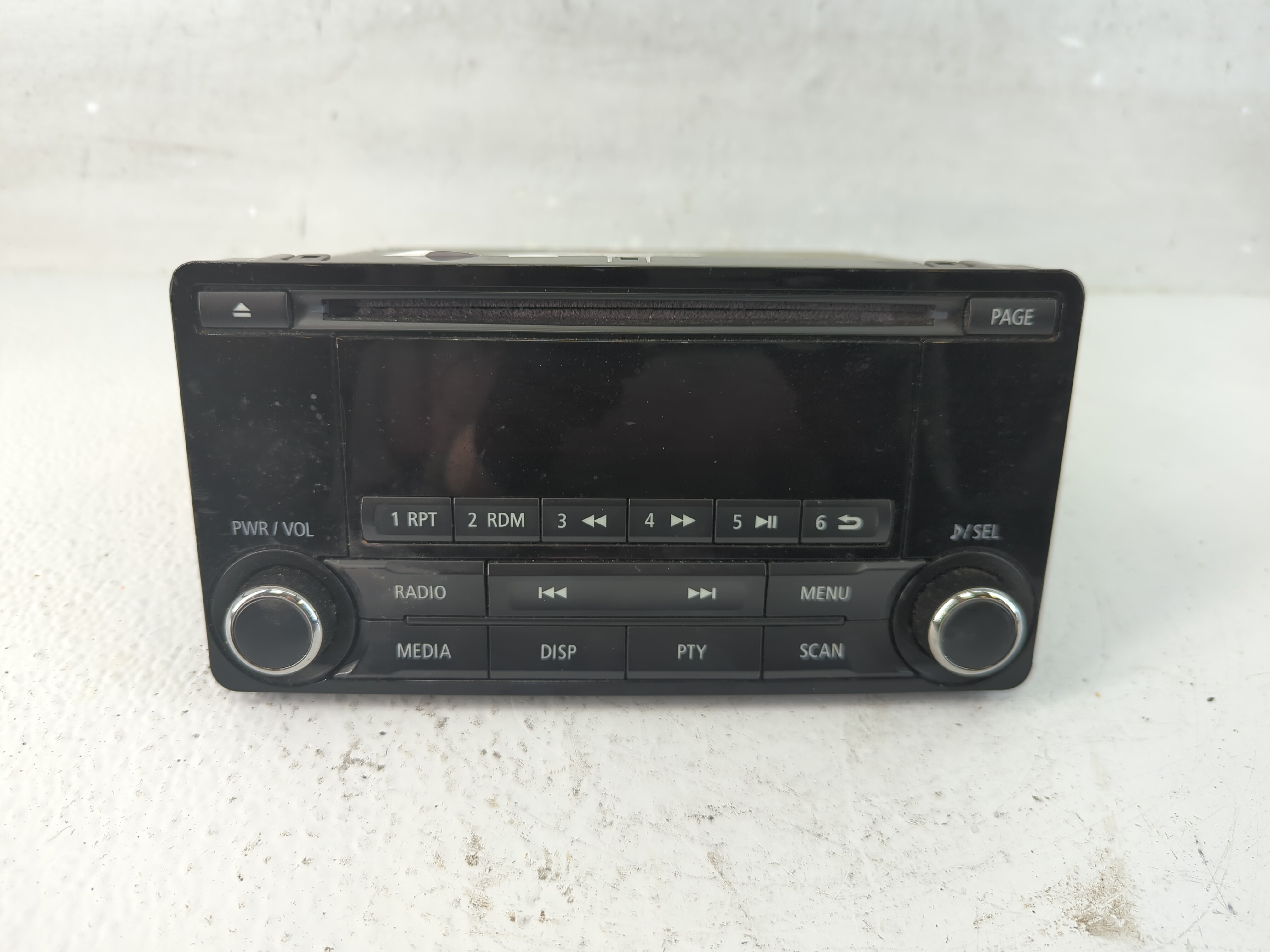 2015 Mitsubishi Outlander Am Fm Cd Player Radio Receiver 937244 - Oemusedautoparts1.com