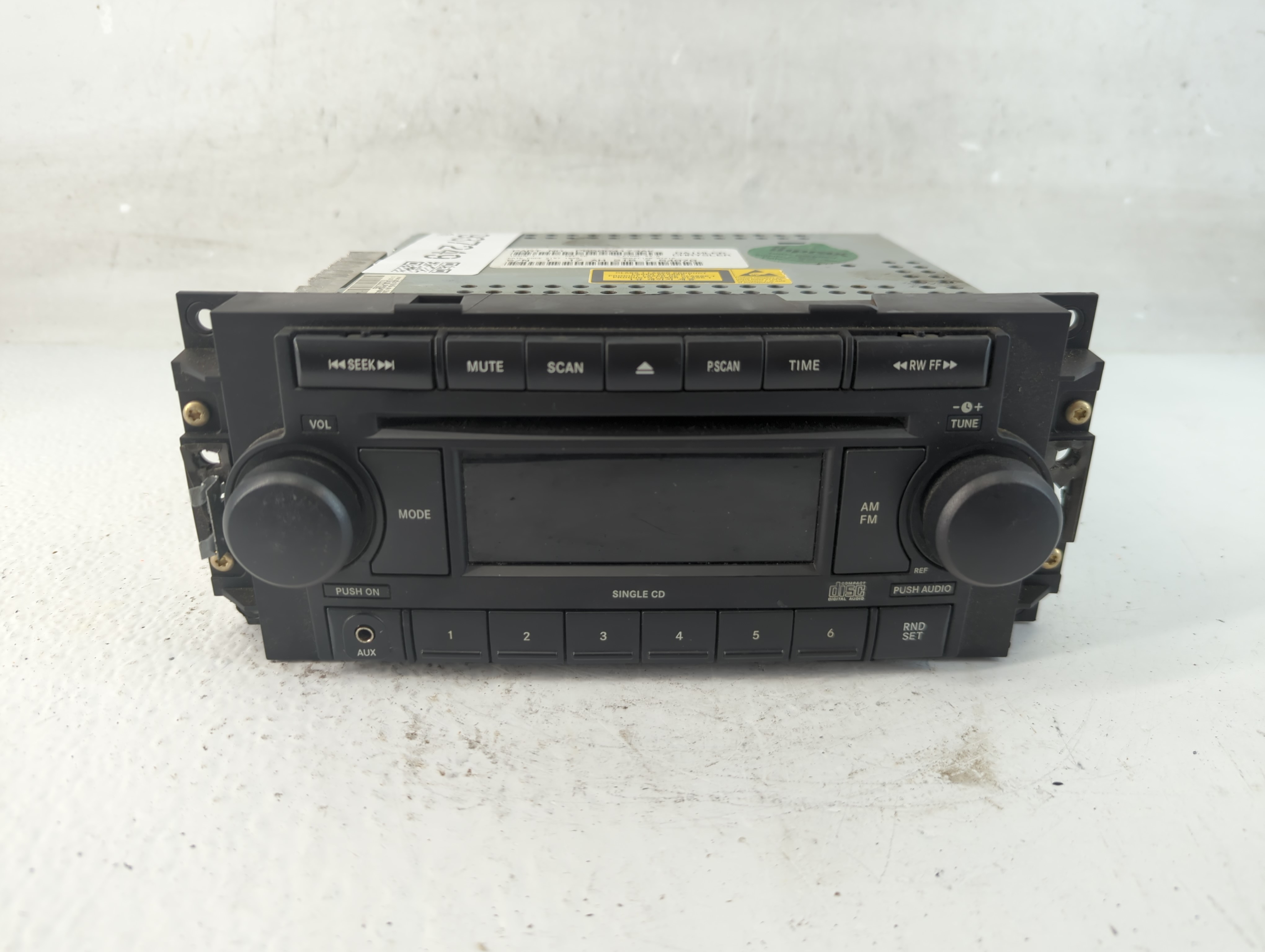 2006-2008 Dodge Ram 1500 Am Fm Cd Player Radio Receiver 937249 - Oemusedautoparts1.com