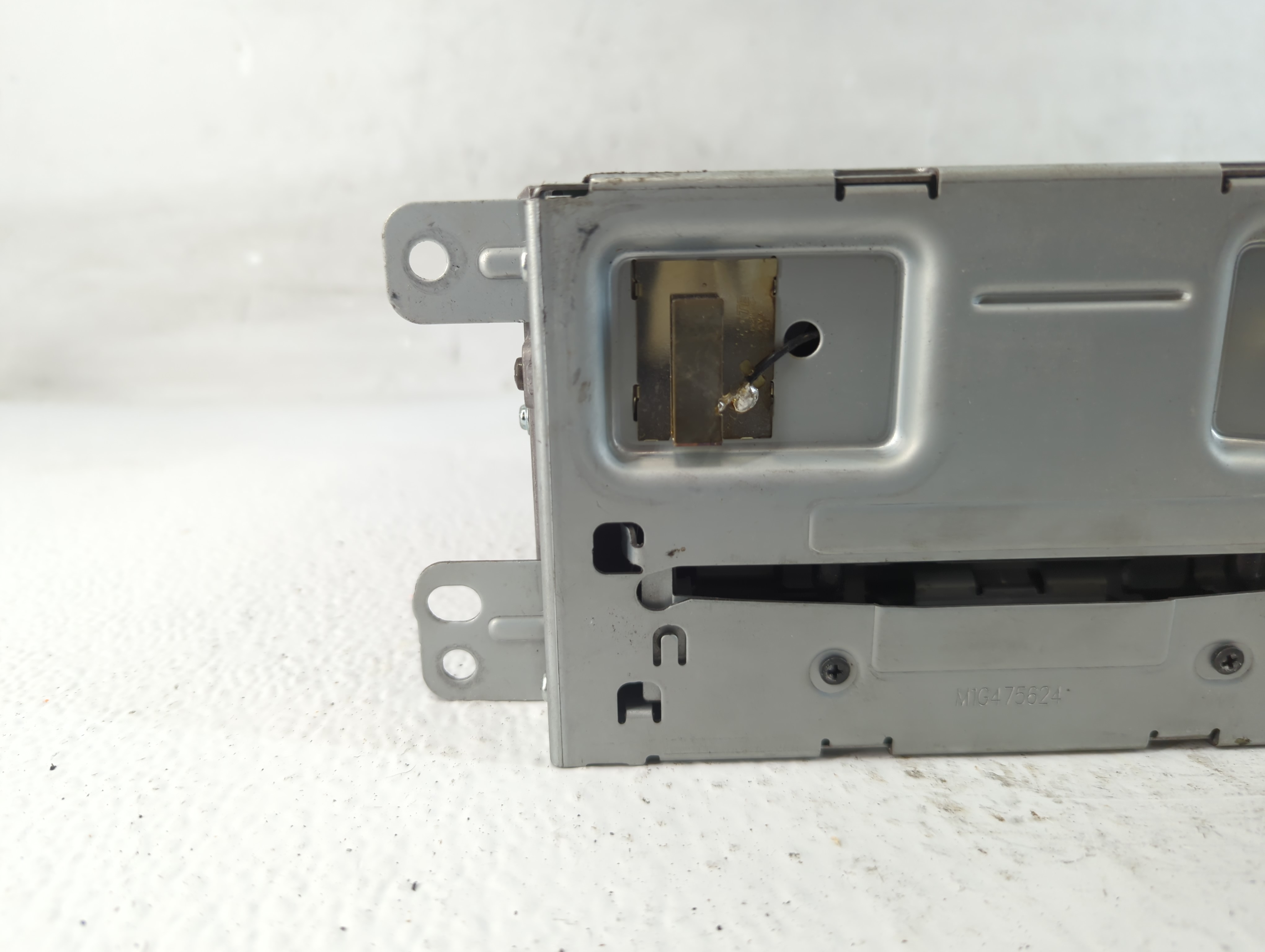2019-2019 Mini Cooper Countryman Am Fm Cd Player Radio Receiver 937254 - Oemusedautoparts1.com