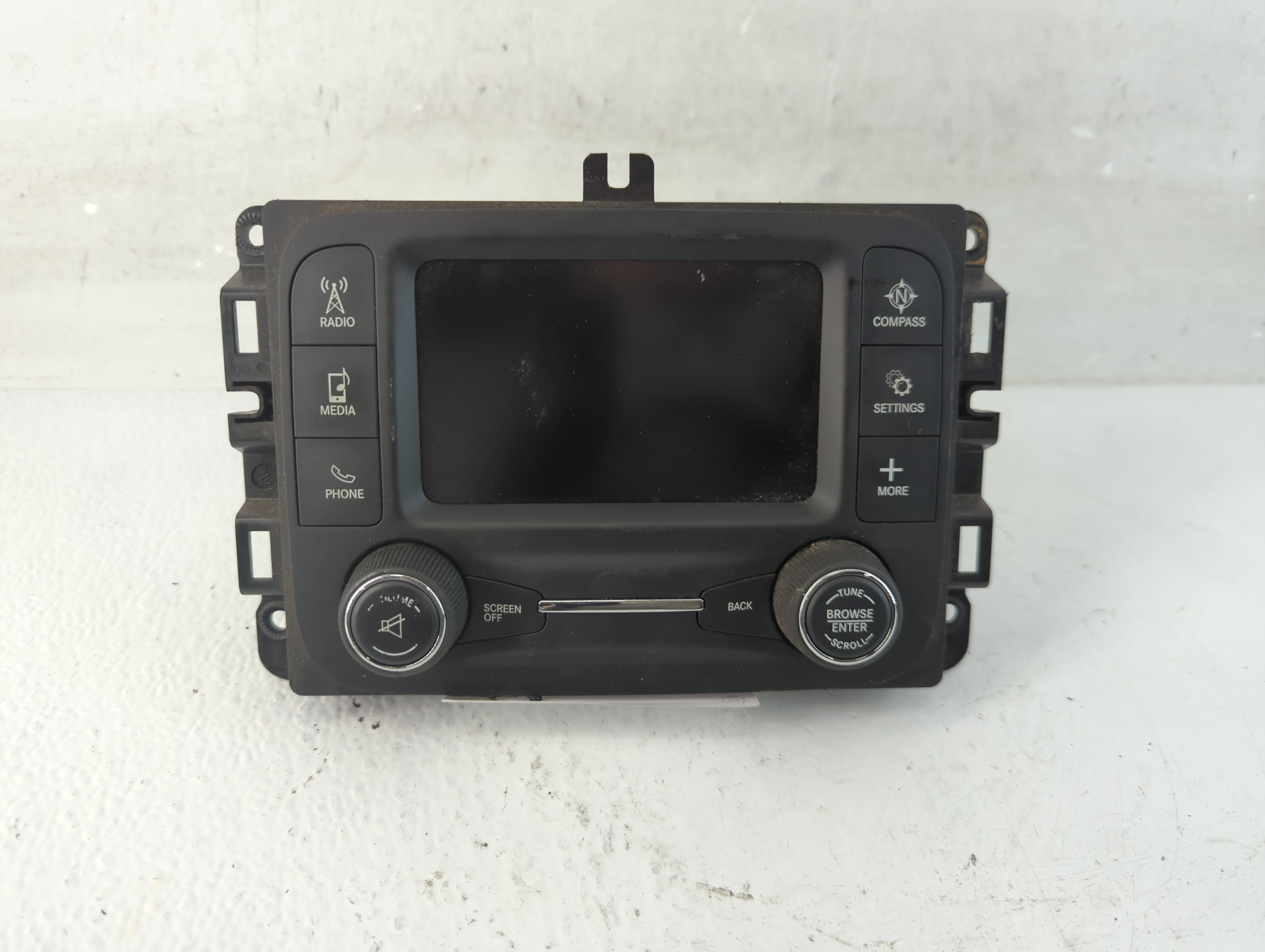 Picture of Dodge Ram 1500 Am Fm Cd Player Radio Receiver 937276