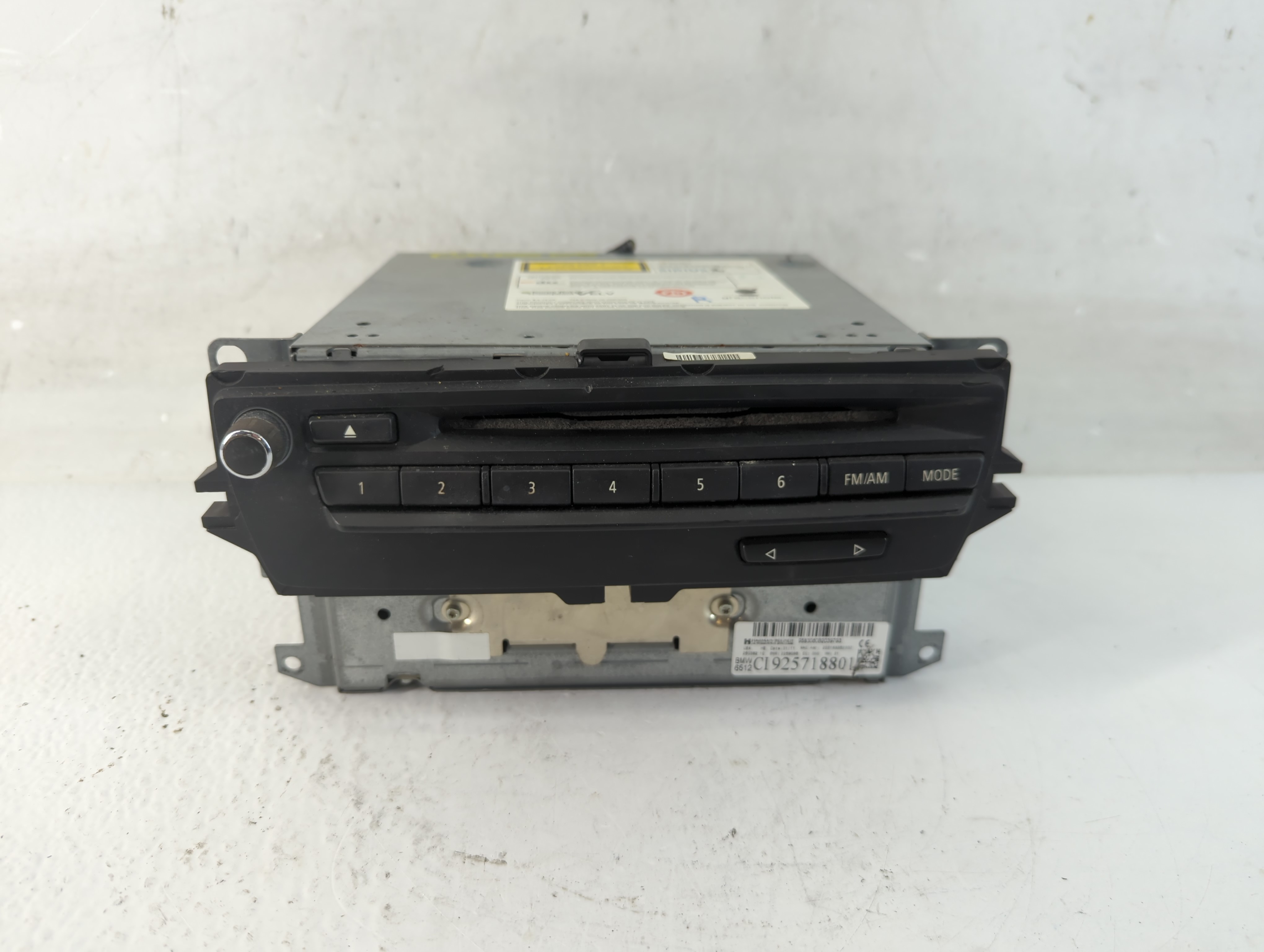 2012-2013 Bmw 135i Am Fm Cd Player Radio Receiver 937282 - Oemusedautoparts1.com