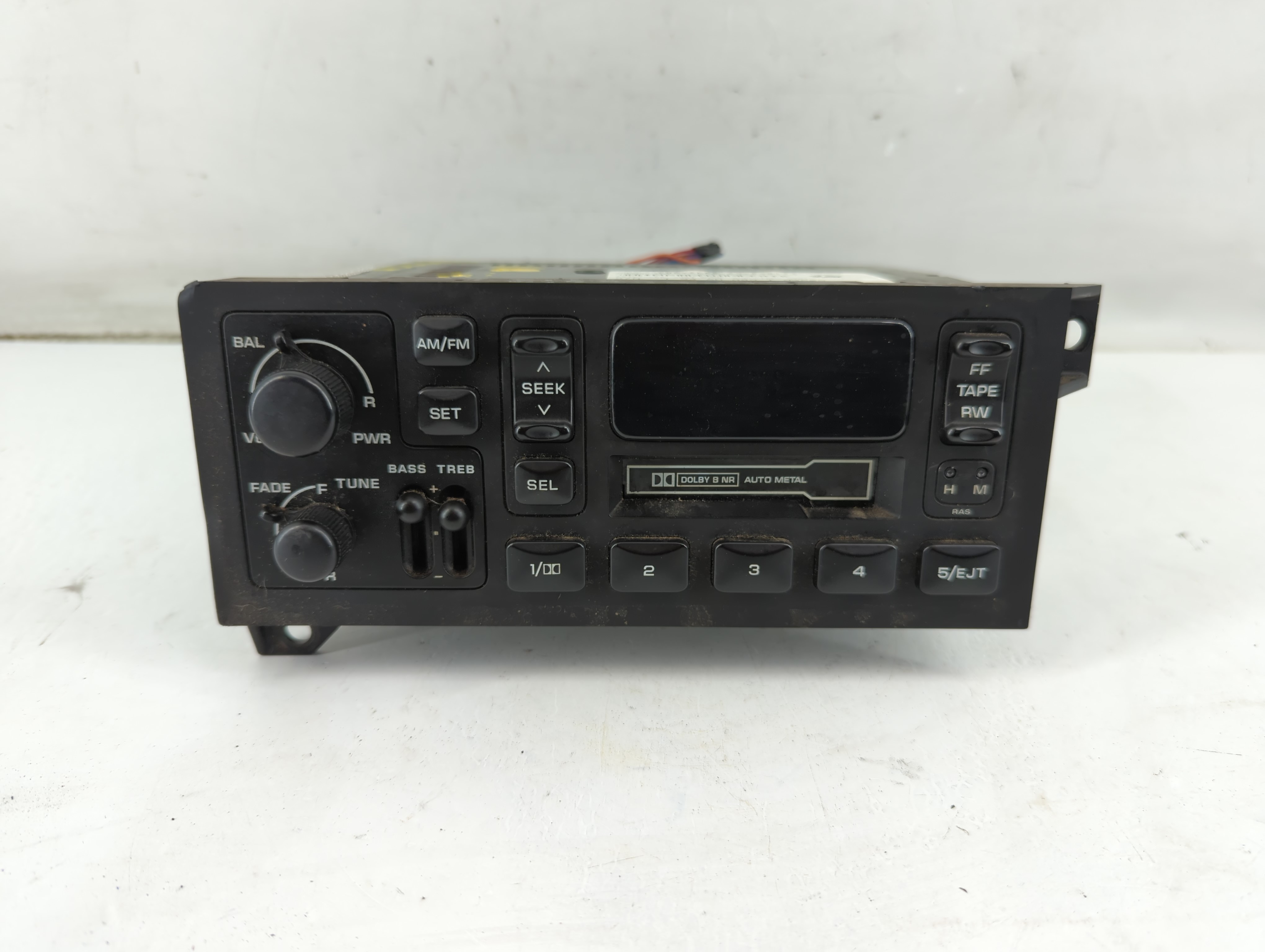 Picture of 1994-2003 Dodge Ram 1500 Am Fm Cd Player Radio Receiver 937319