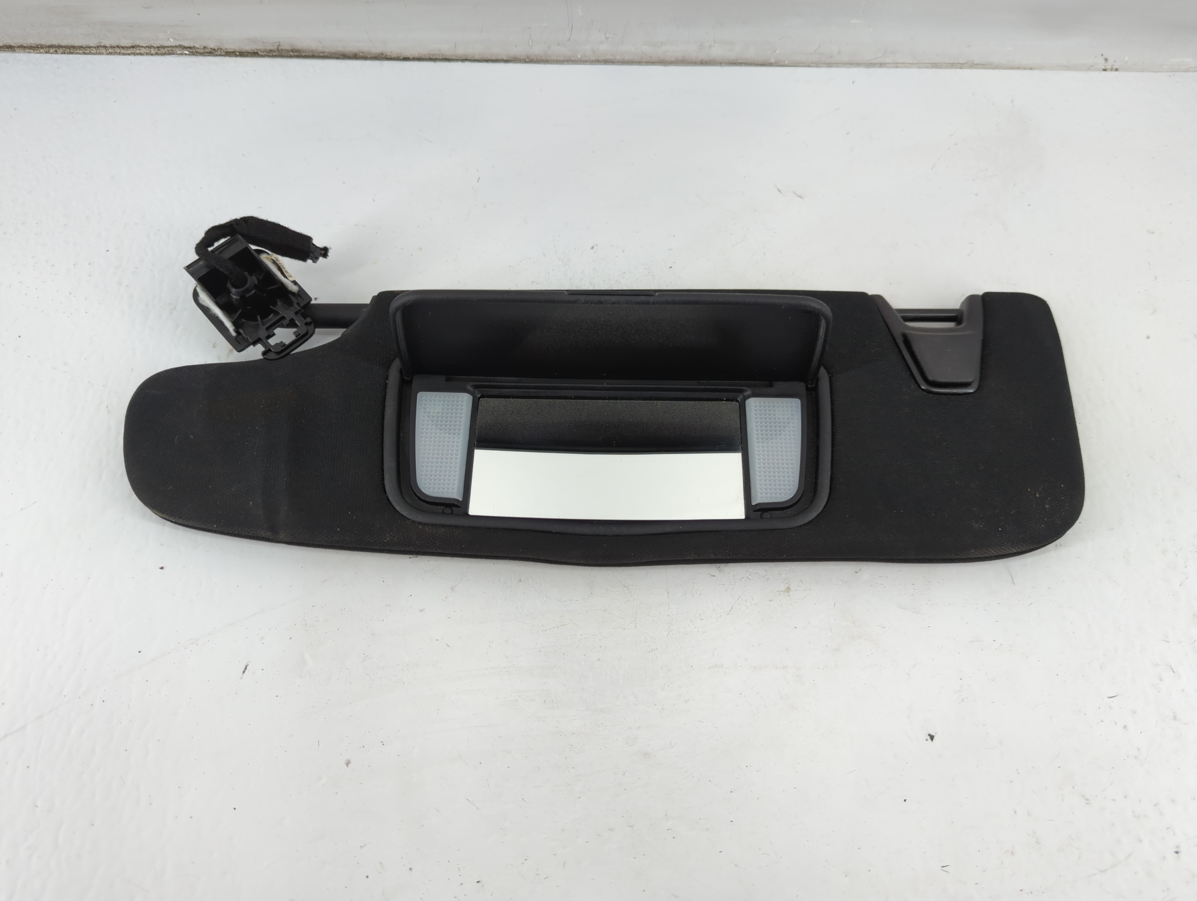2015-2022 Ford Mustang Driver Sun Visor Mirror Left Sunvisor Black 937358 - Oemusedautoparts1.com