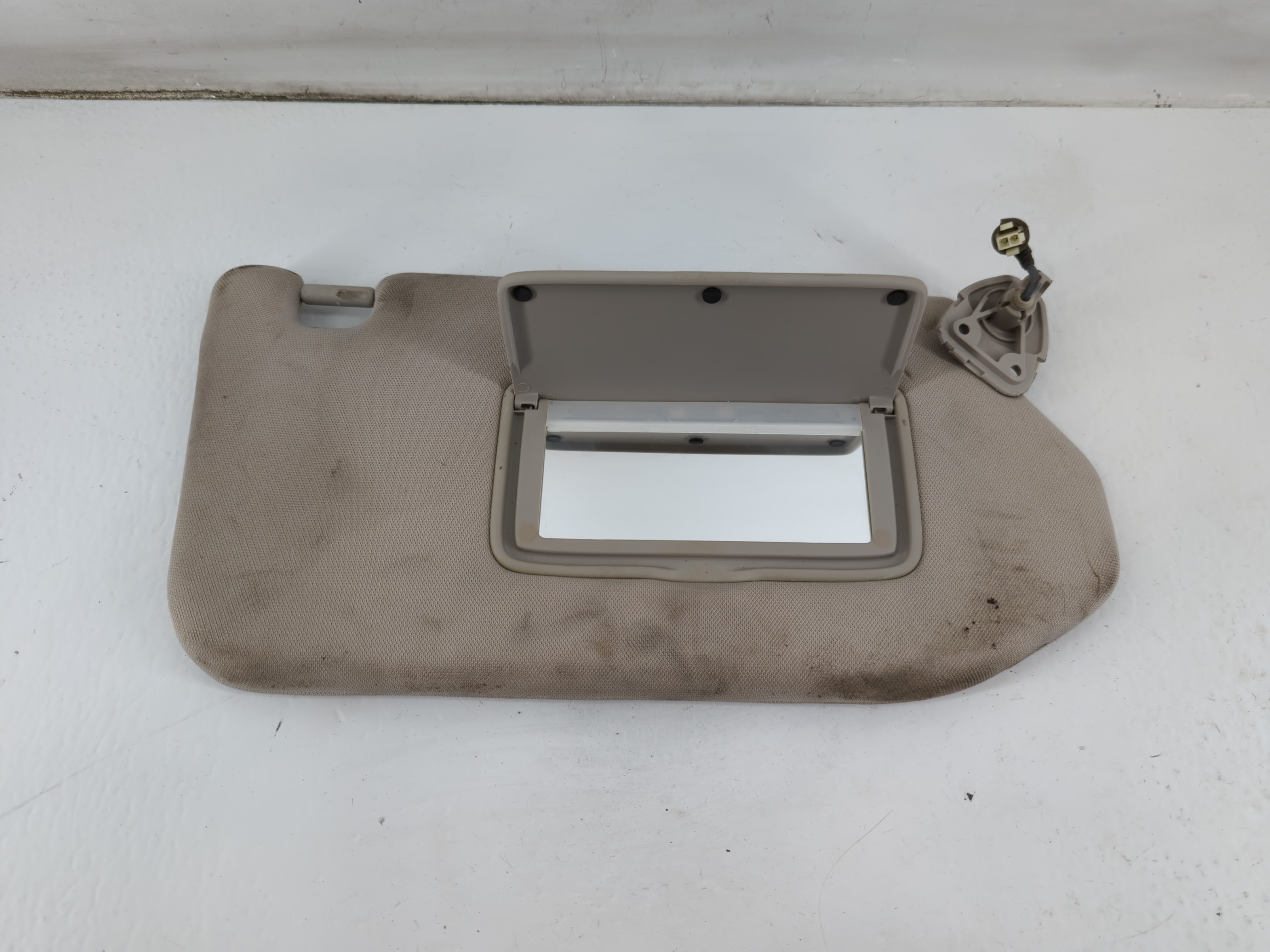 2014-2019 Infiniti Qx60 Passenger Sun Visor Mirror Right Sunvisor Grey 937386 - Oemusedautoparts1.com