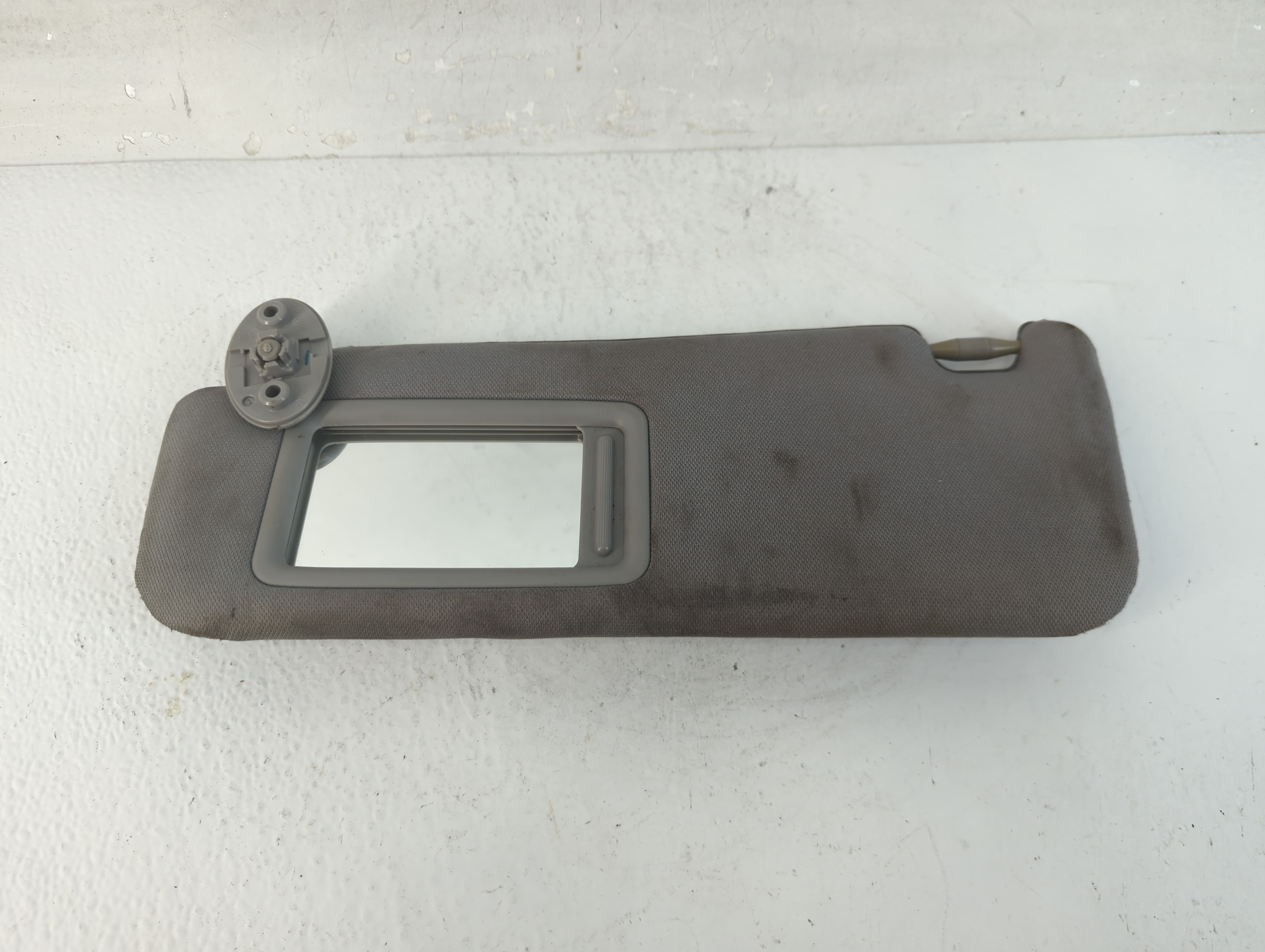 2012-2017 Toyota Camry Passenger Sun Visor Mirror Right Sunvisor Grey 937408 - Oemusedautoparts1.com