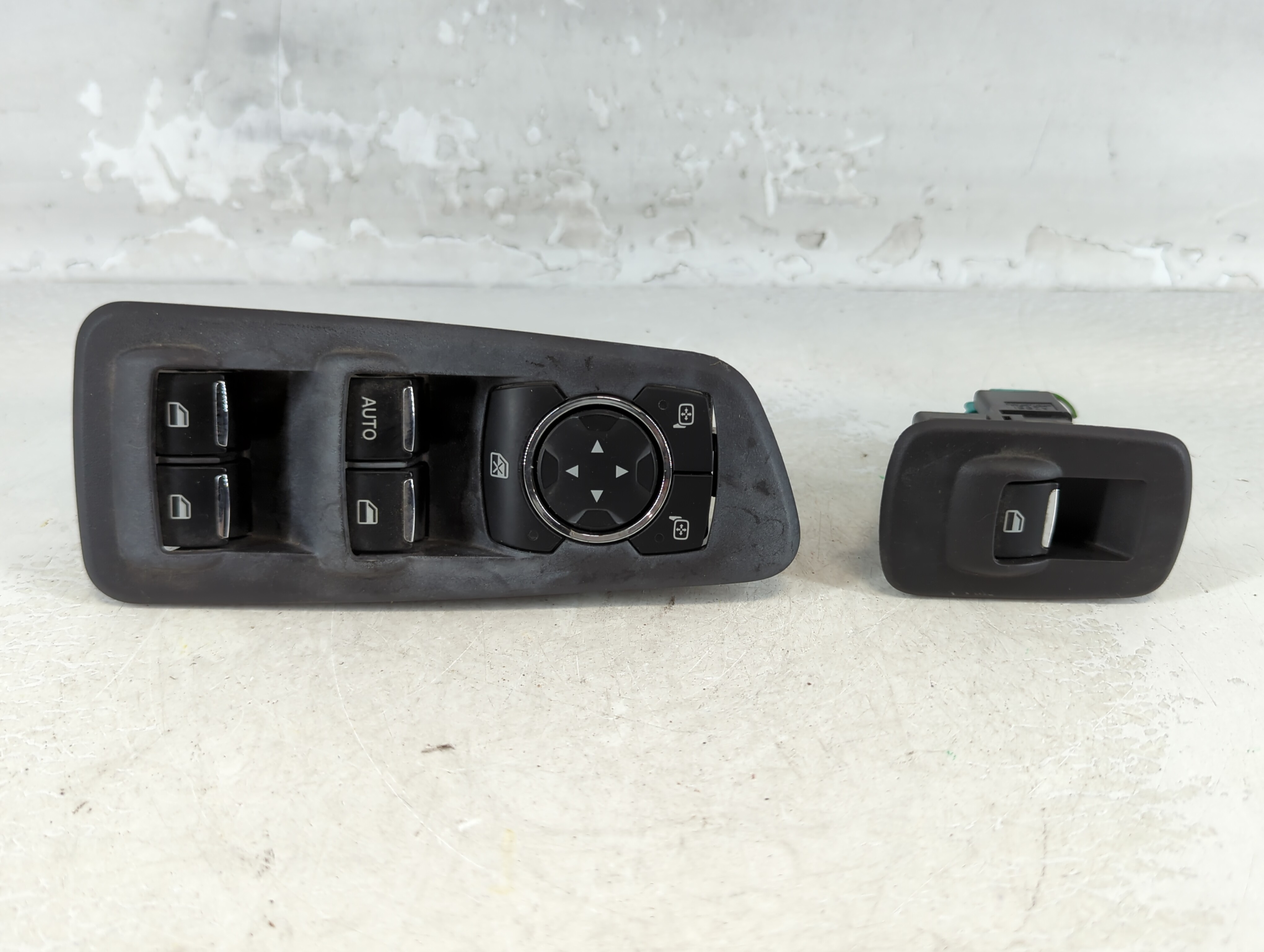 2011-2022 Ford Explorer Driver Left Door Master Power Window Switch 937506 - Oemusedautoparts1.com