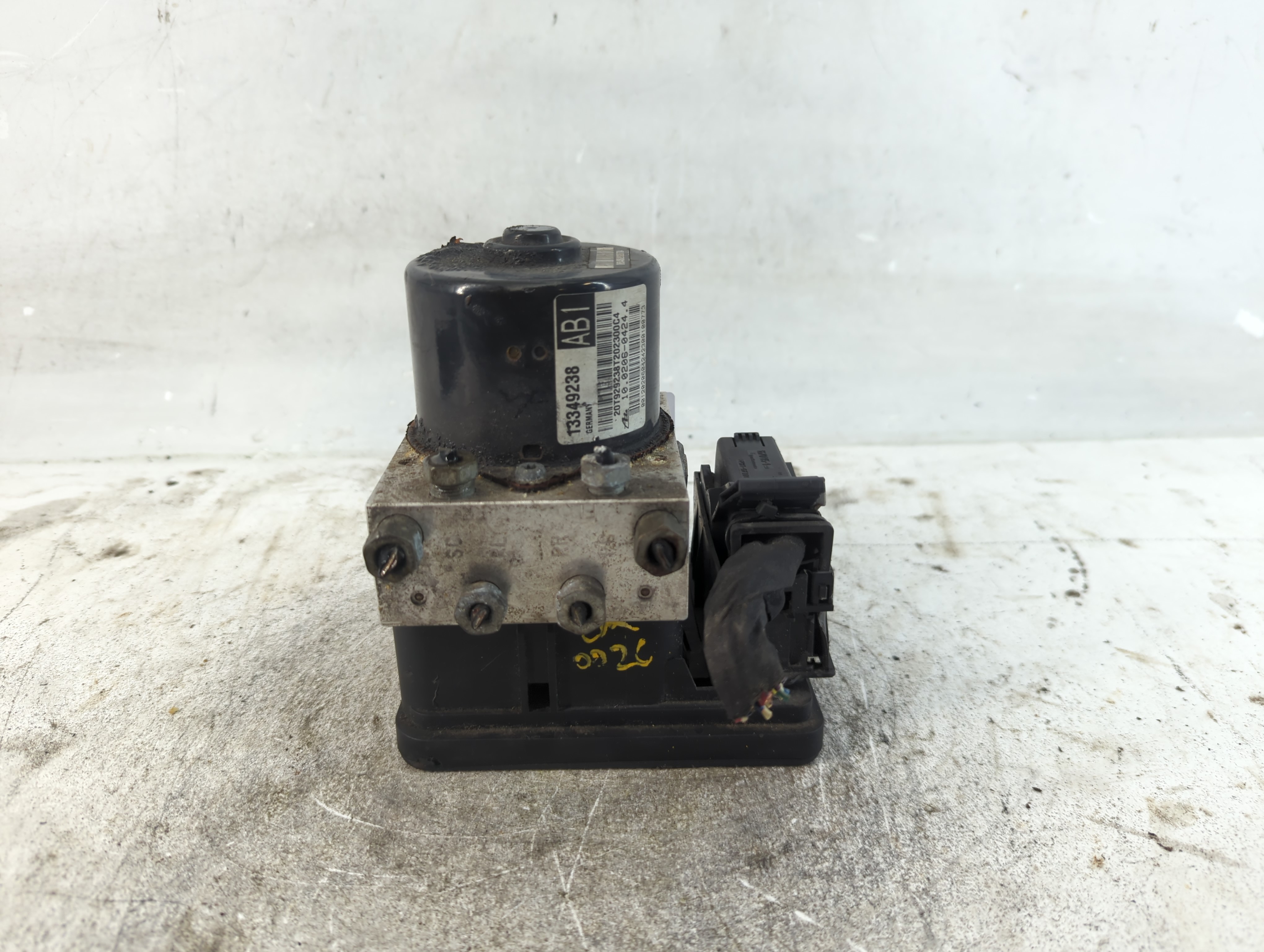 2011-2011 Chevrolet Cruze Abs Pump Control Module 937561 - Oemusedautoparts1.com