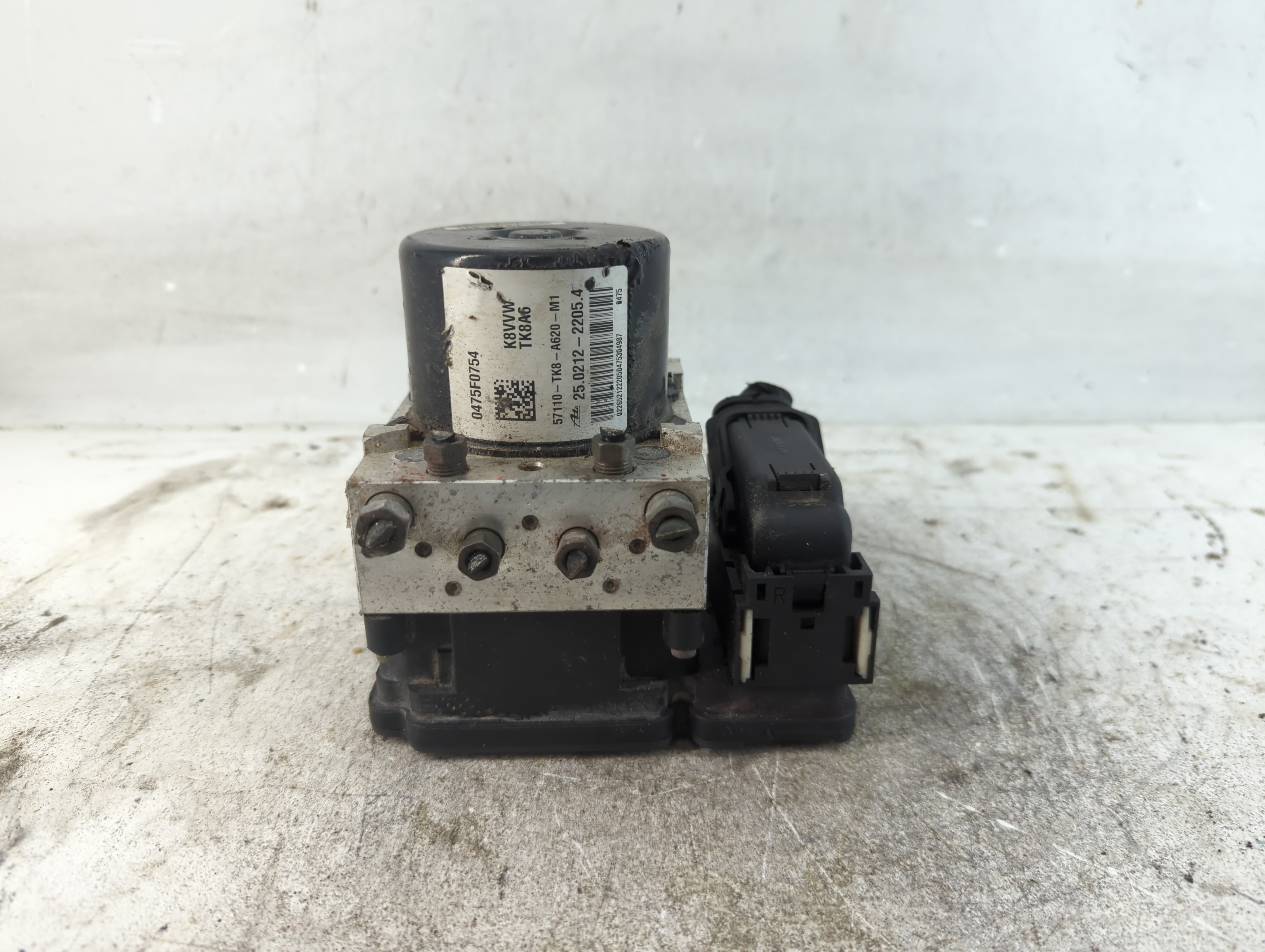 2014-2017 Honda Odyssey Abs Pump Control Module 937565 - Oemusedautoparts1.com