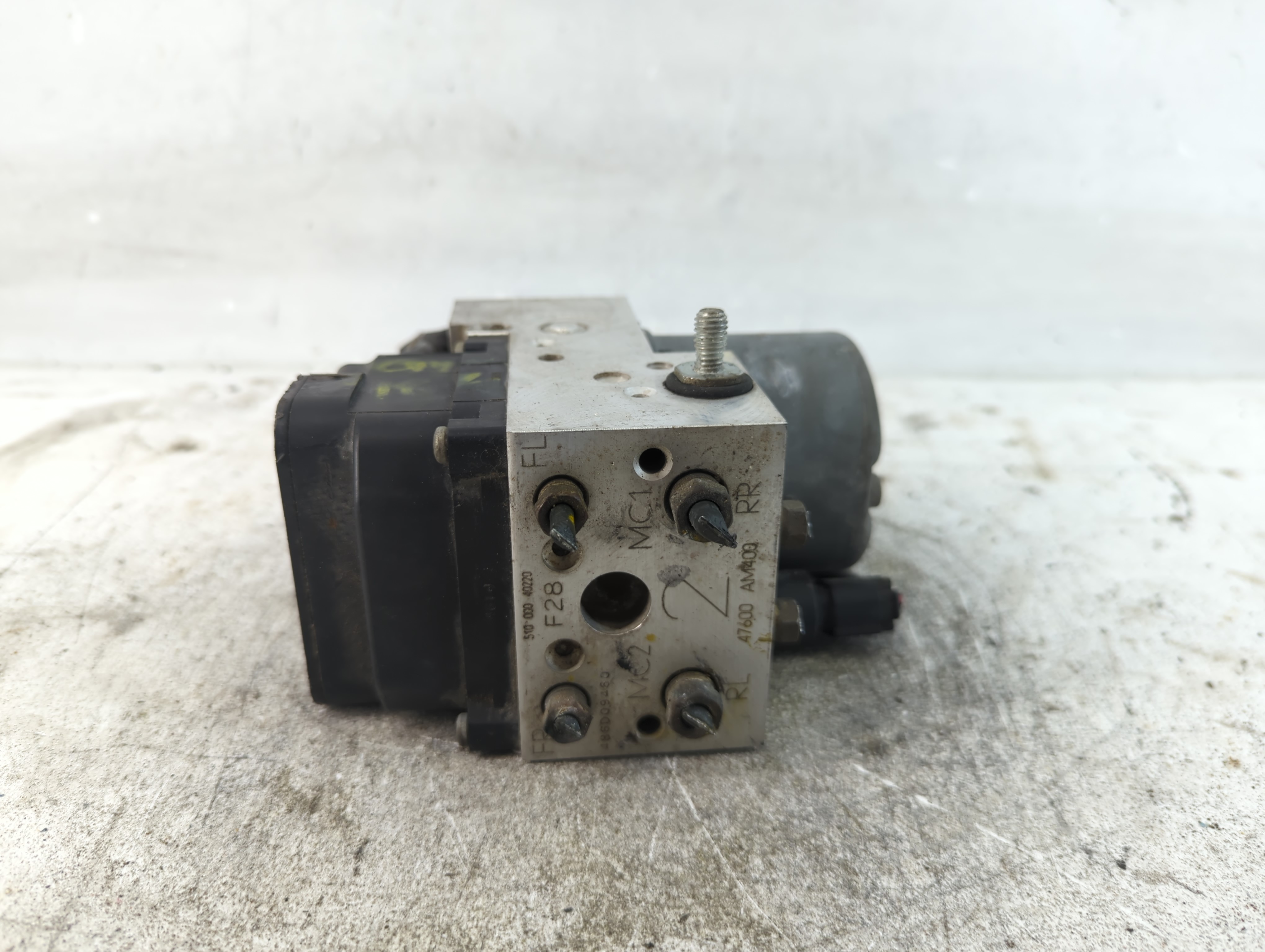 2003-2007 Infiniti G35 Abs Pump Control Module 937568 - Oemusedautoparts1.com