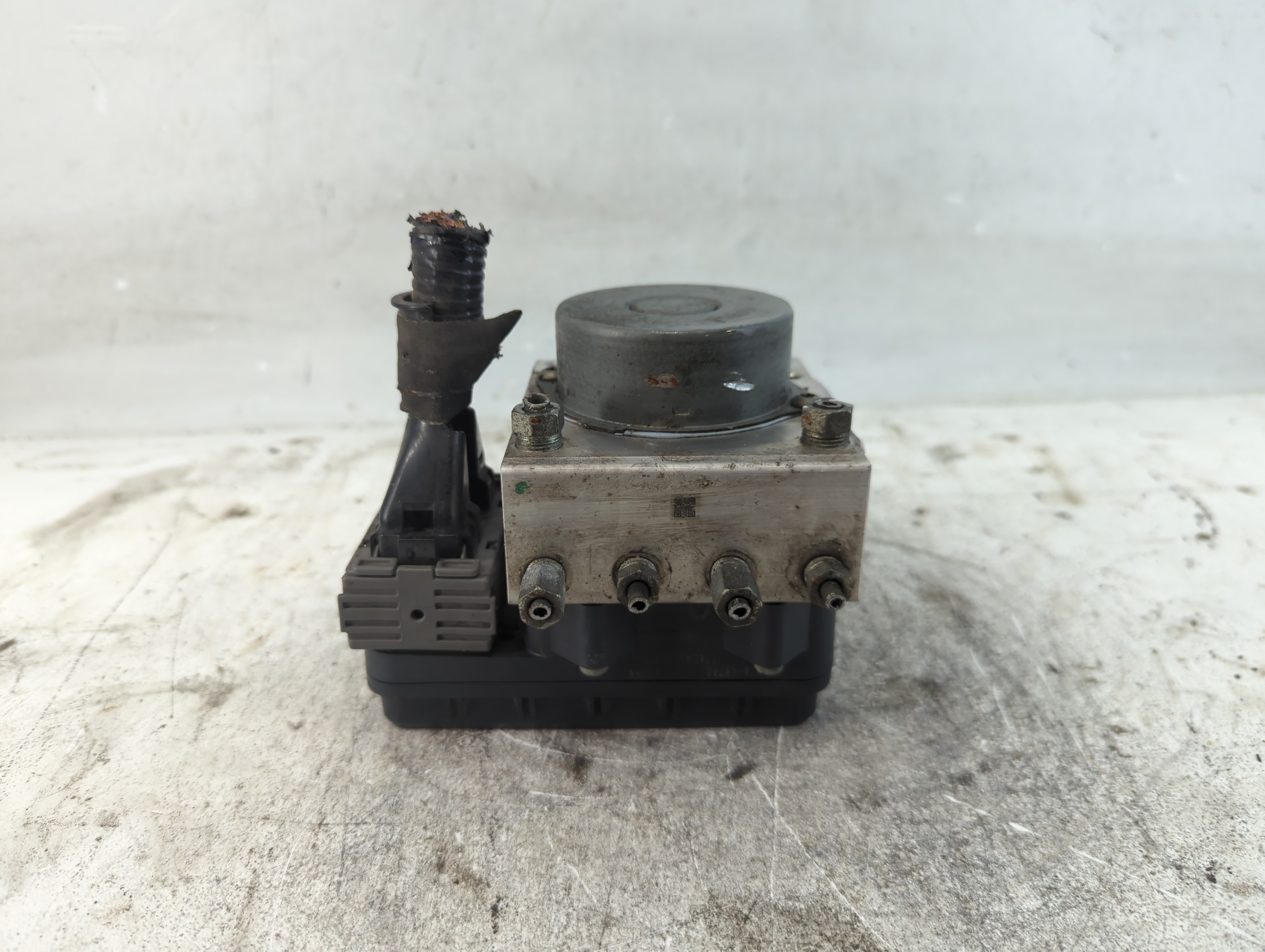 2017-2017 Mazda 6 Abs Pump Control Module 937589 - Oemusedautoparts1.com