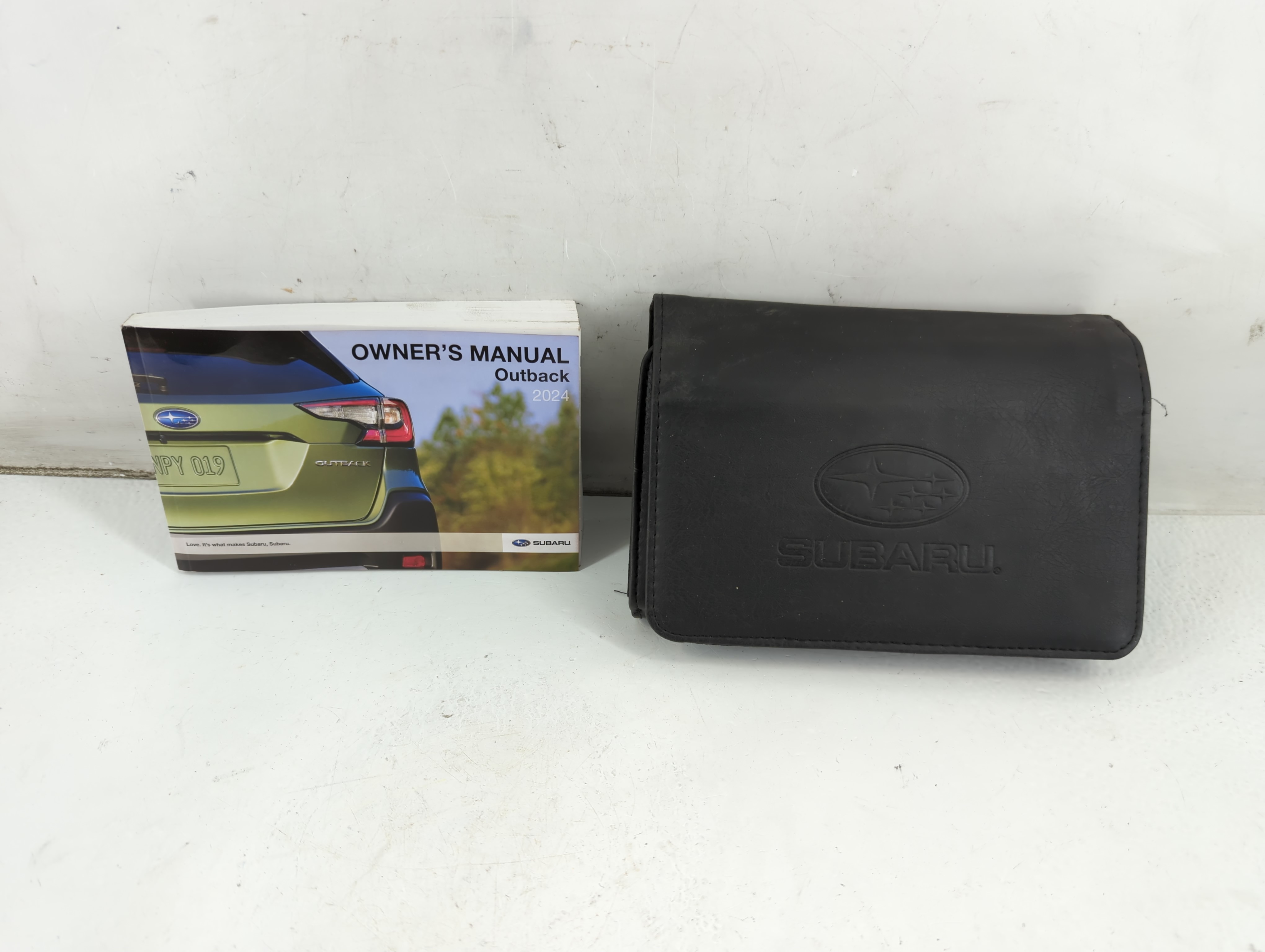 2014 Subaru Outback Owners Manual Book Guide 937603 - Oemusedautoparts1.com