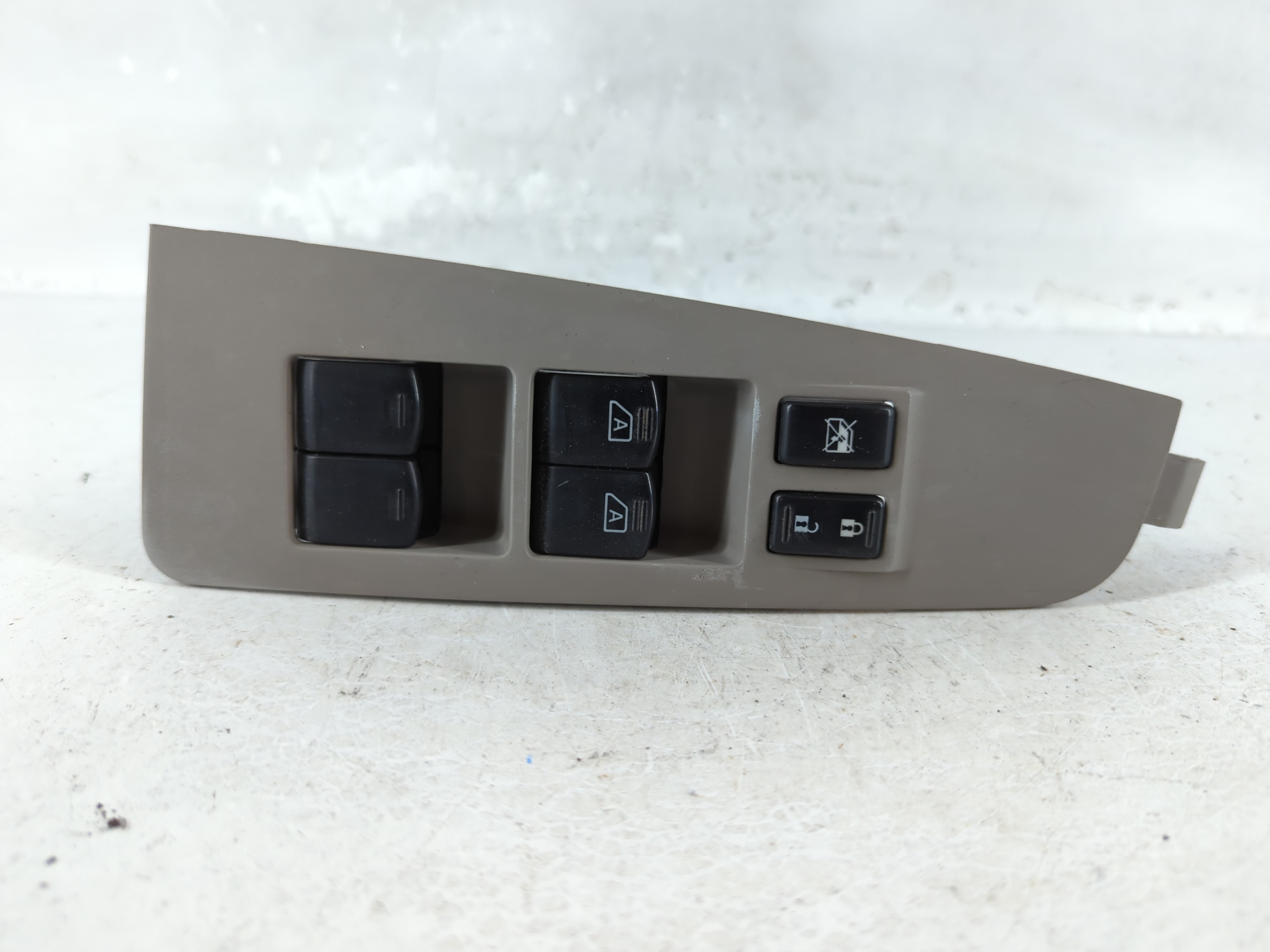 2004-2008 Nissan Maxima Driver Left Door Master Power Window Switch 937665 - Oemusedautoparts1.com