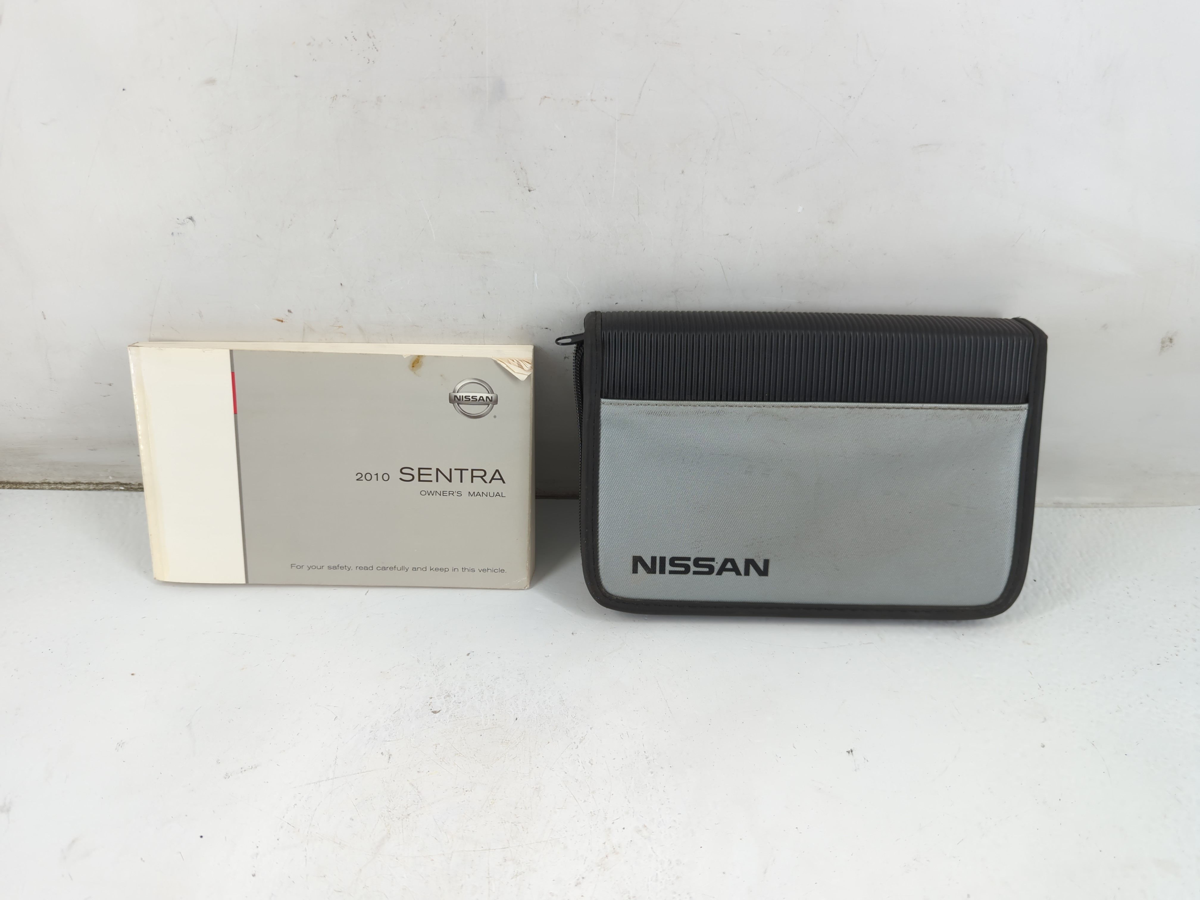 2010 Nissan Sentra Owners Manual Book Guide 937675 - Oemusedautoparts1.com