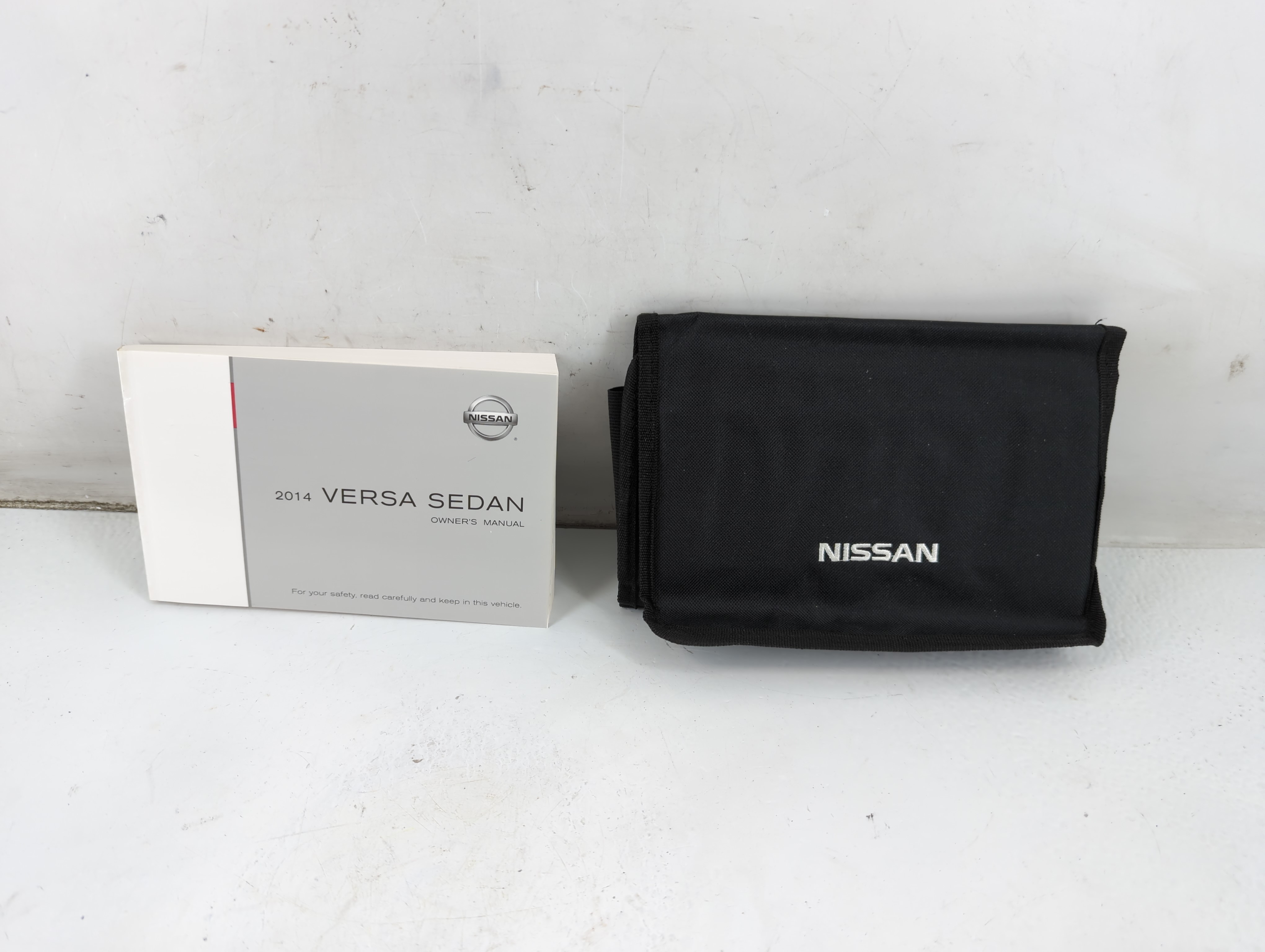 2014 Nissan Versa Owners Manual Book Guide 937677 - Oemusedautoparts1.com