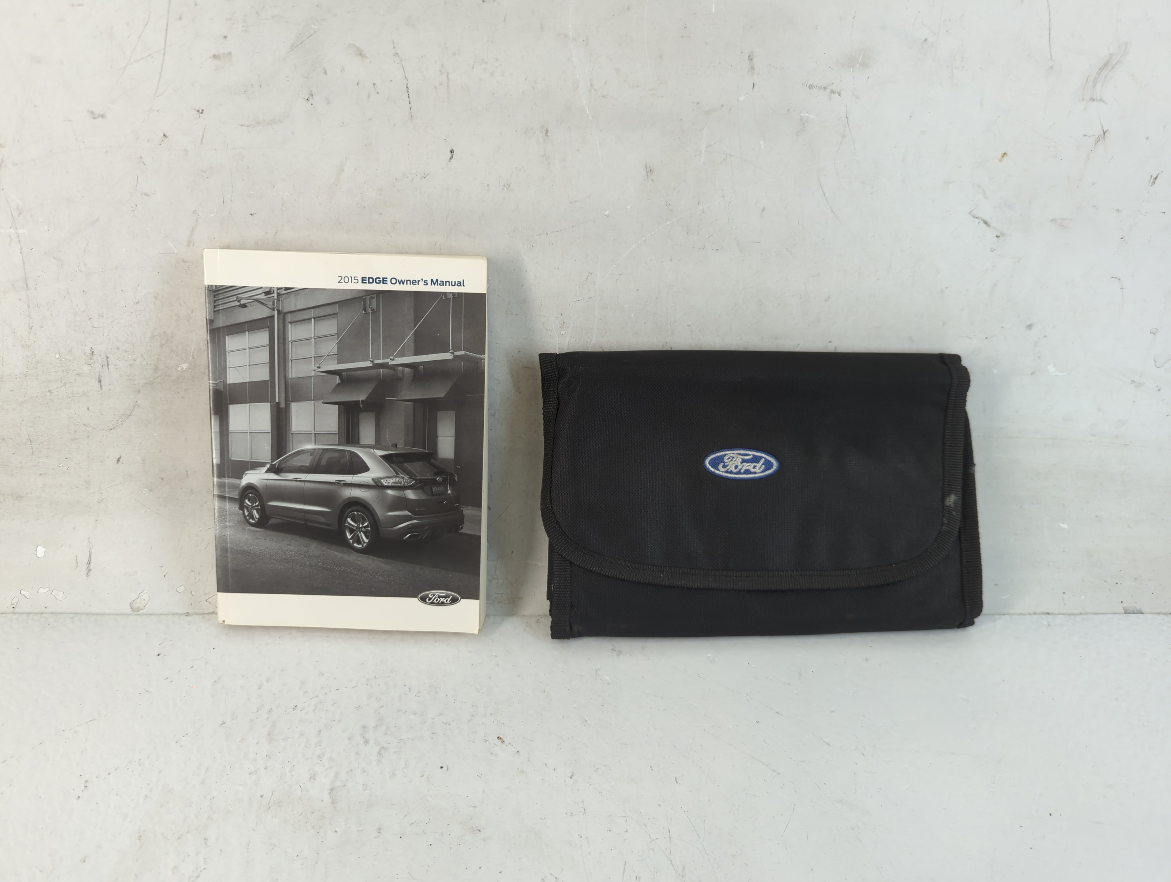 2015 Ford Edge Owners Manual Book Guide 937689 - Oemusedautoparts1.com