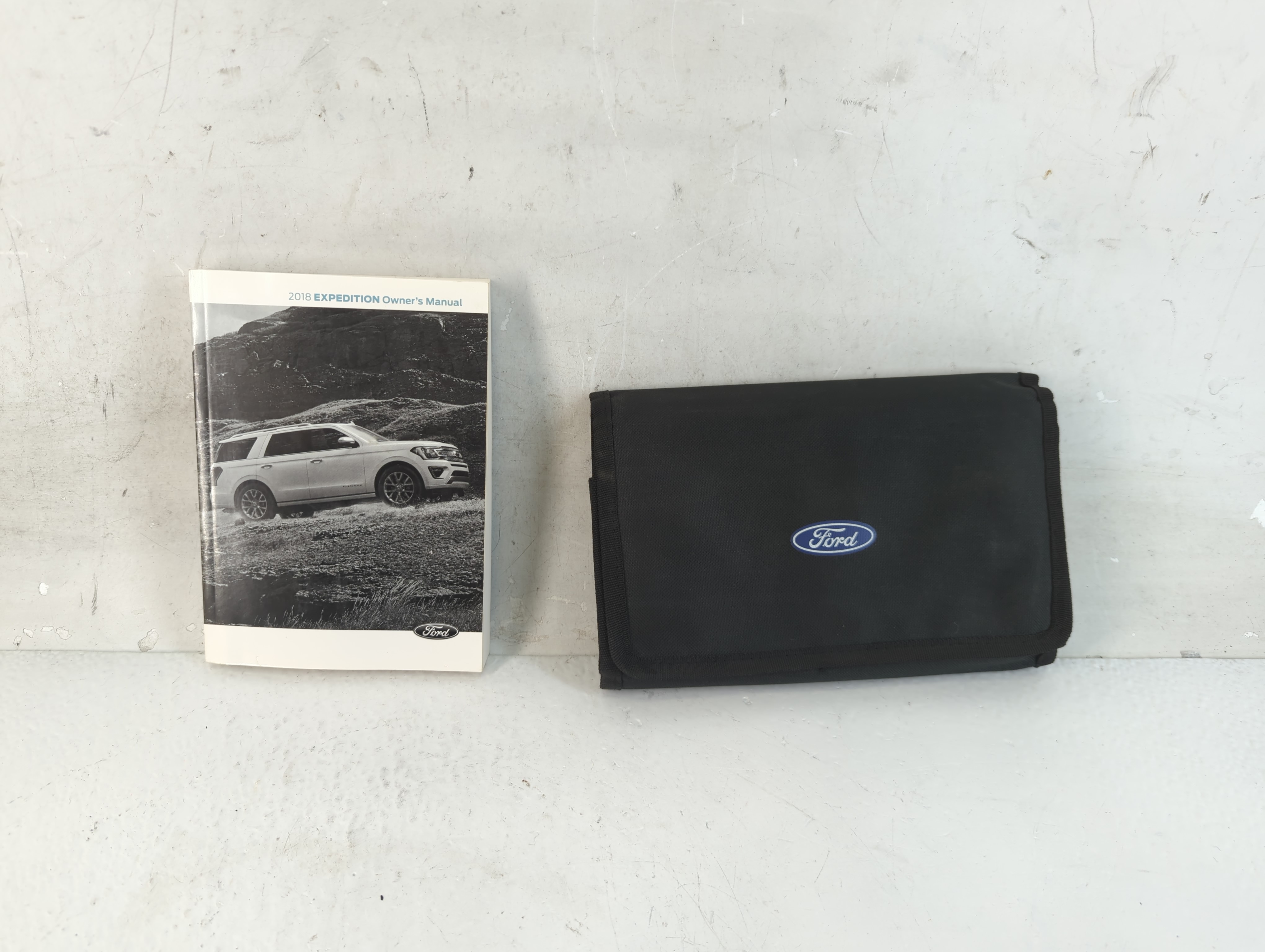 2018 Ford Expedition Owners Manual Book Guide 937692 - Oemusedautoparts1.com
