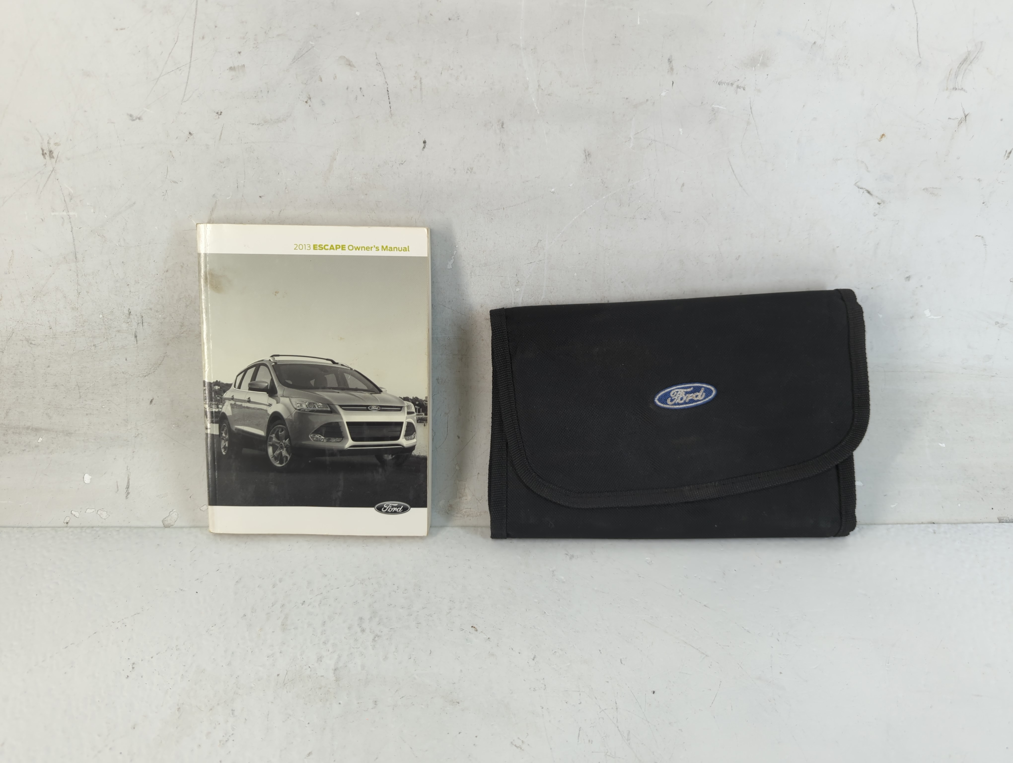 Picture of 2013 Ford Escape Owners Manual Book Guide 937707