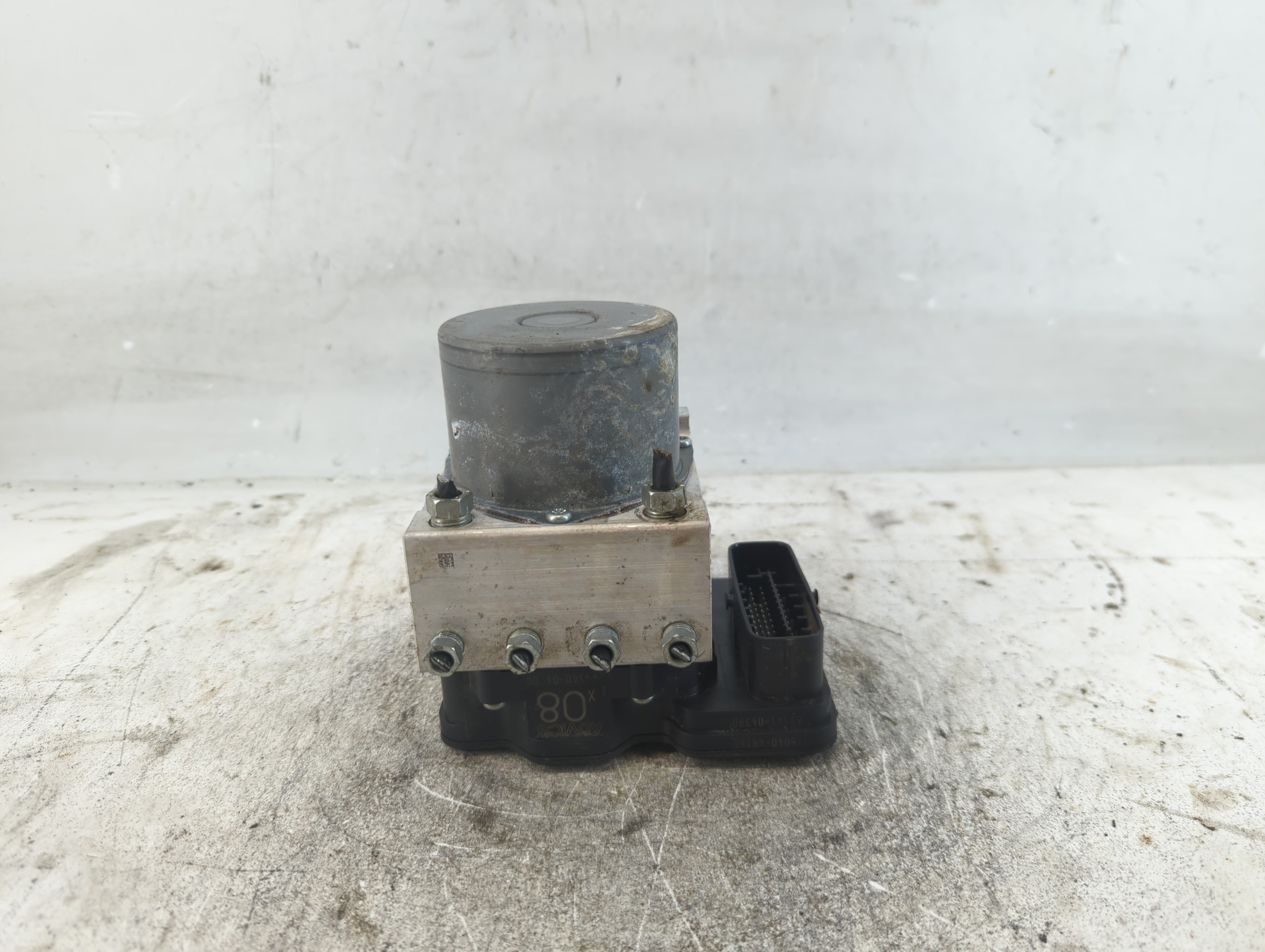 2016-2022 Toyota Tacoma Abs Pump Control Module 937780 - Oemusedautoparts1.com