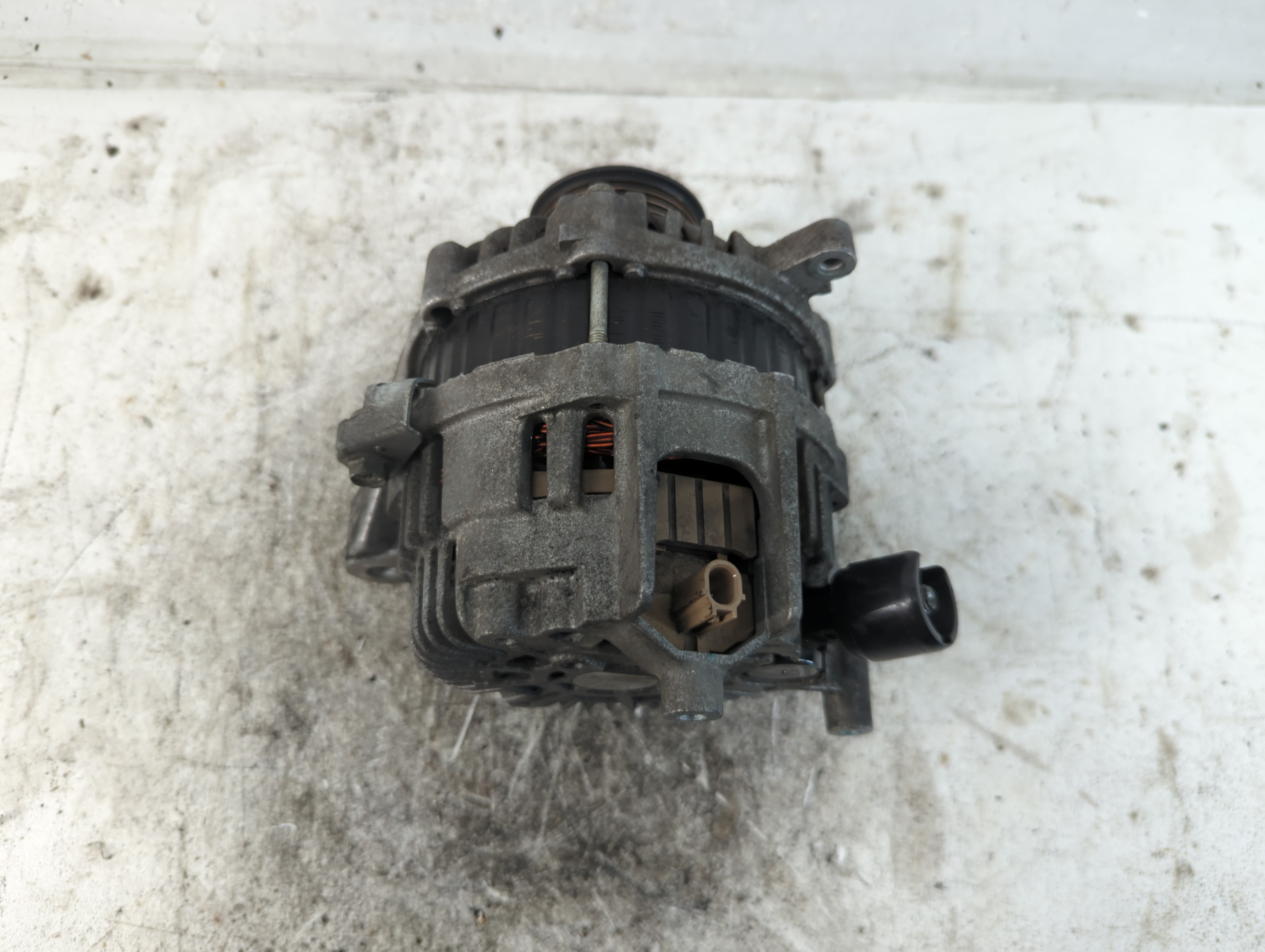 2013-2017 Honda Accord Alternator Generator Charging Assembly Engine Oem 937796 - Oemusedautoparts1.com