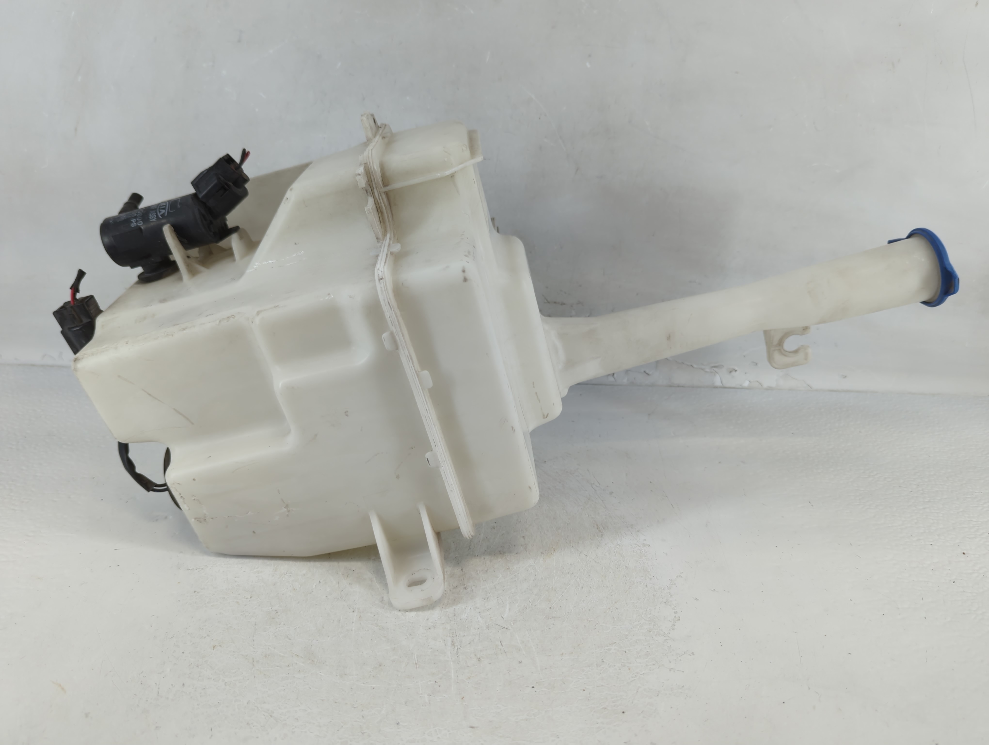 2015-2019 Hyundai Sonata Windshield Washer Fluid Reservoir Bottle Oem 937809 - Oemusedautoparts1.com