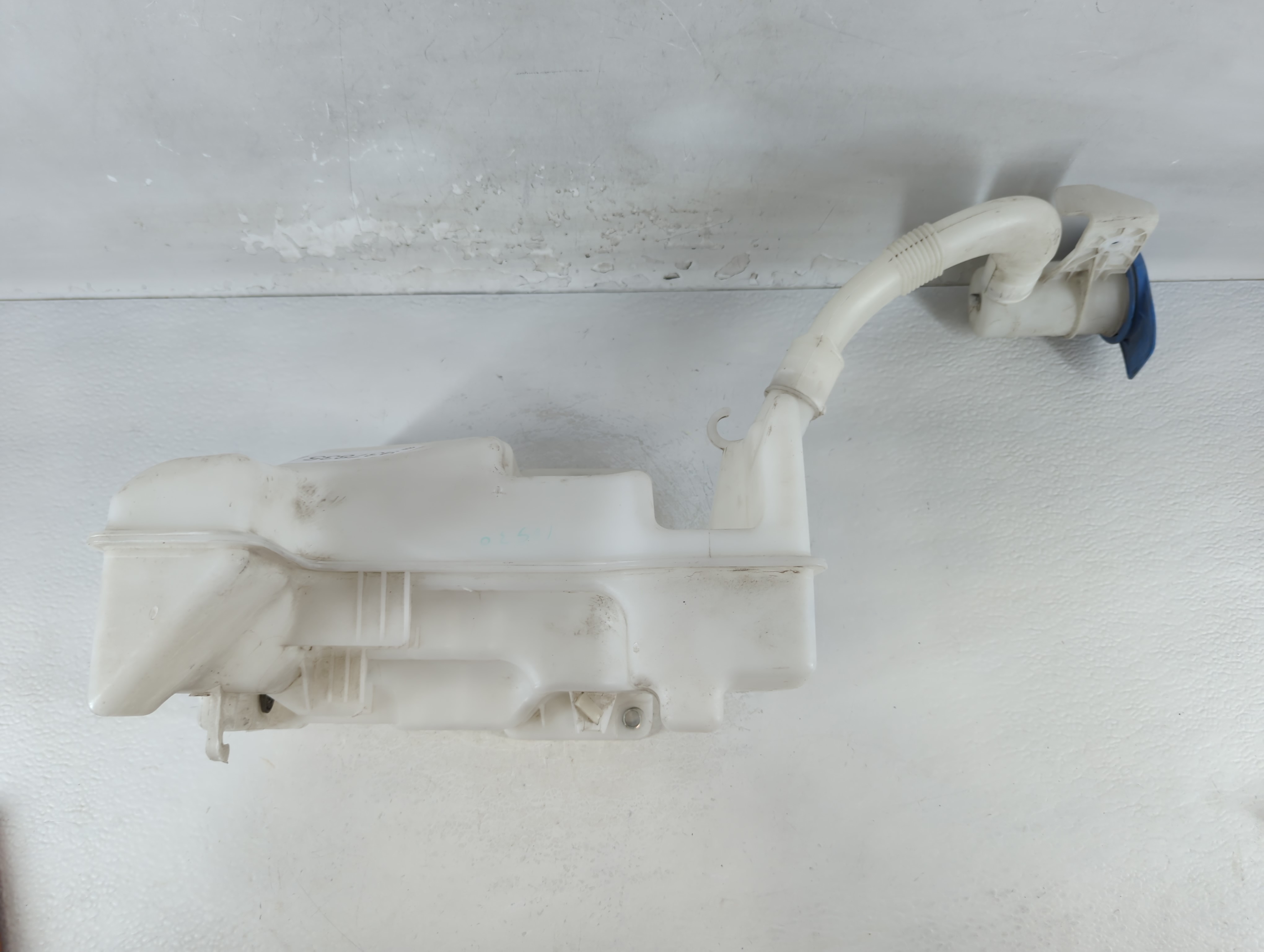 2011-2018 Volkswagen Jetta Windshield Washer Fluid Reservoir Bottle Oem 937835 - Oemusedautoparts1.com