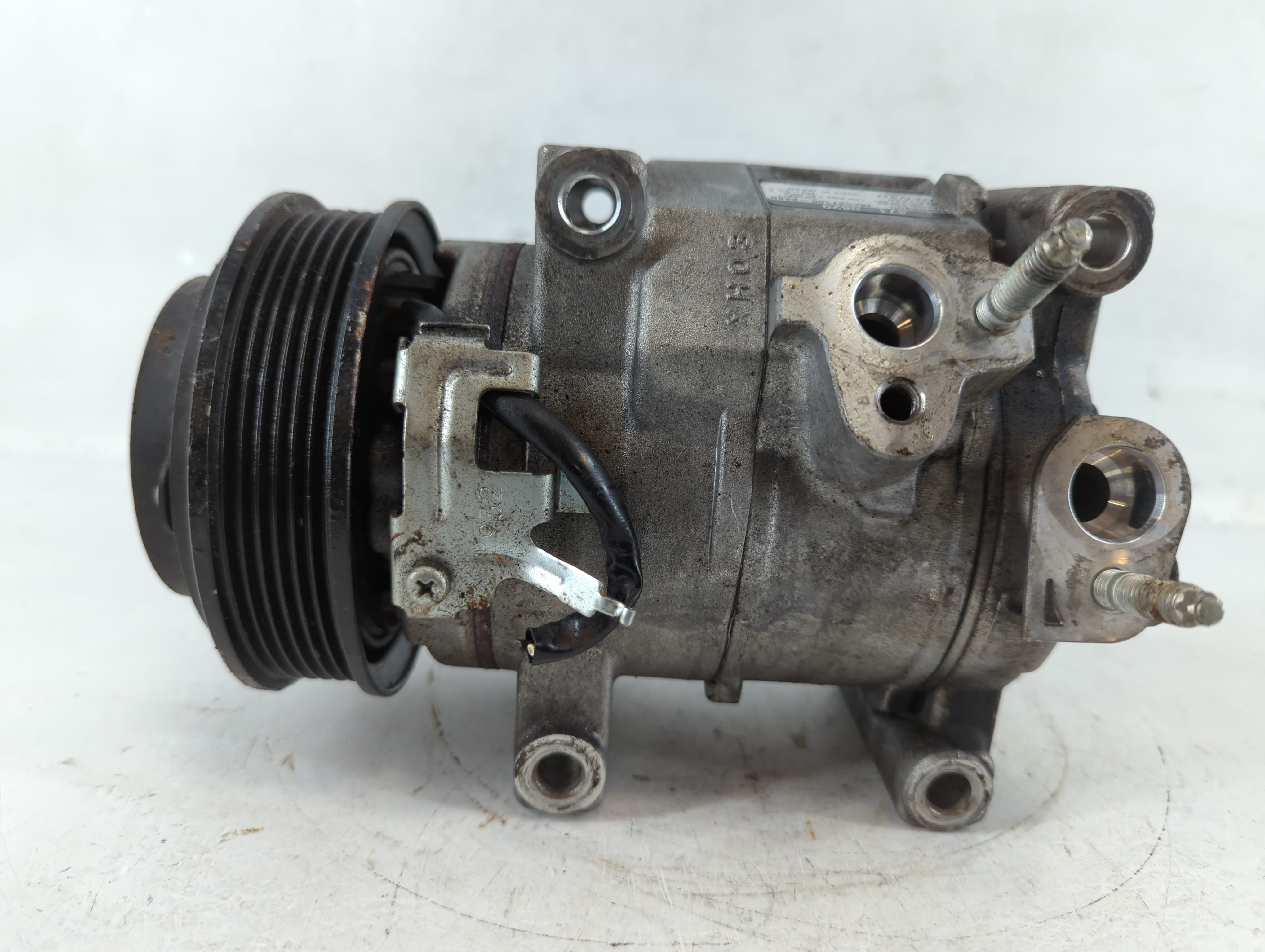 Picture of Dodge Caravan Air Conditioning A/c Ac Compressor Oem 937842