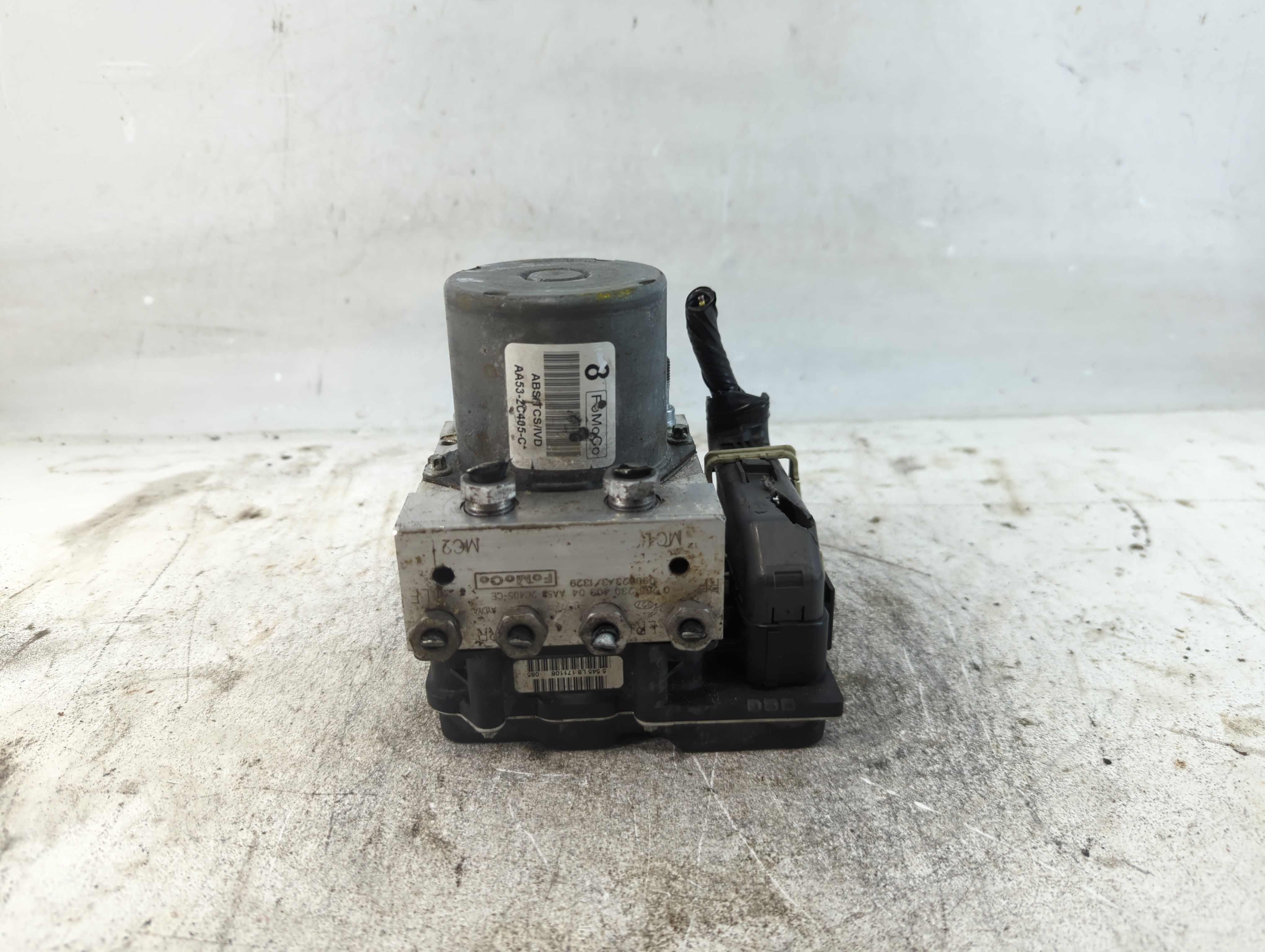 2010-2012 Lincoln Mks Abs Pump Control Module 937857 - Oemusedautoparts1.com