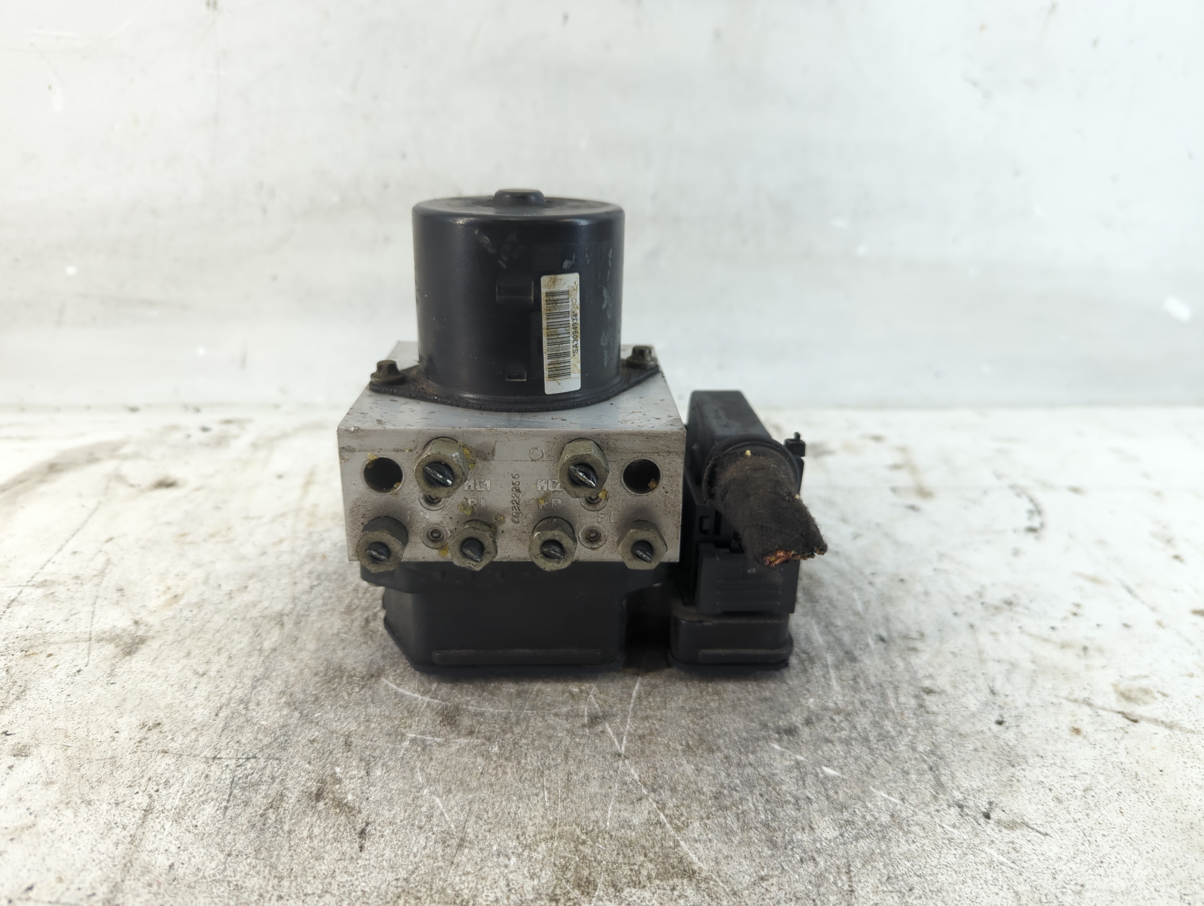 2011-2011 Buick Regal Abs Pump Control Module 937861 - Oemusedautoparts1.com