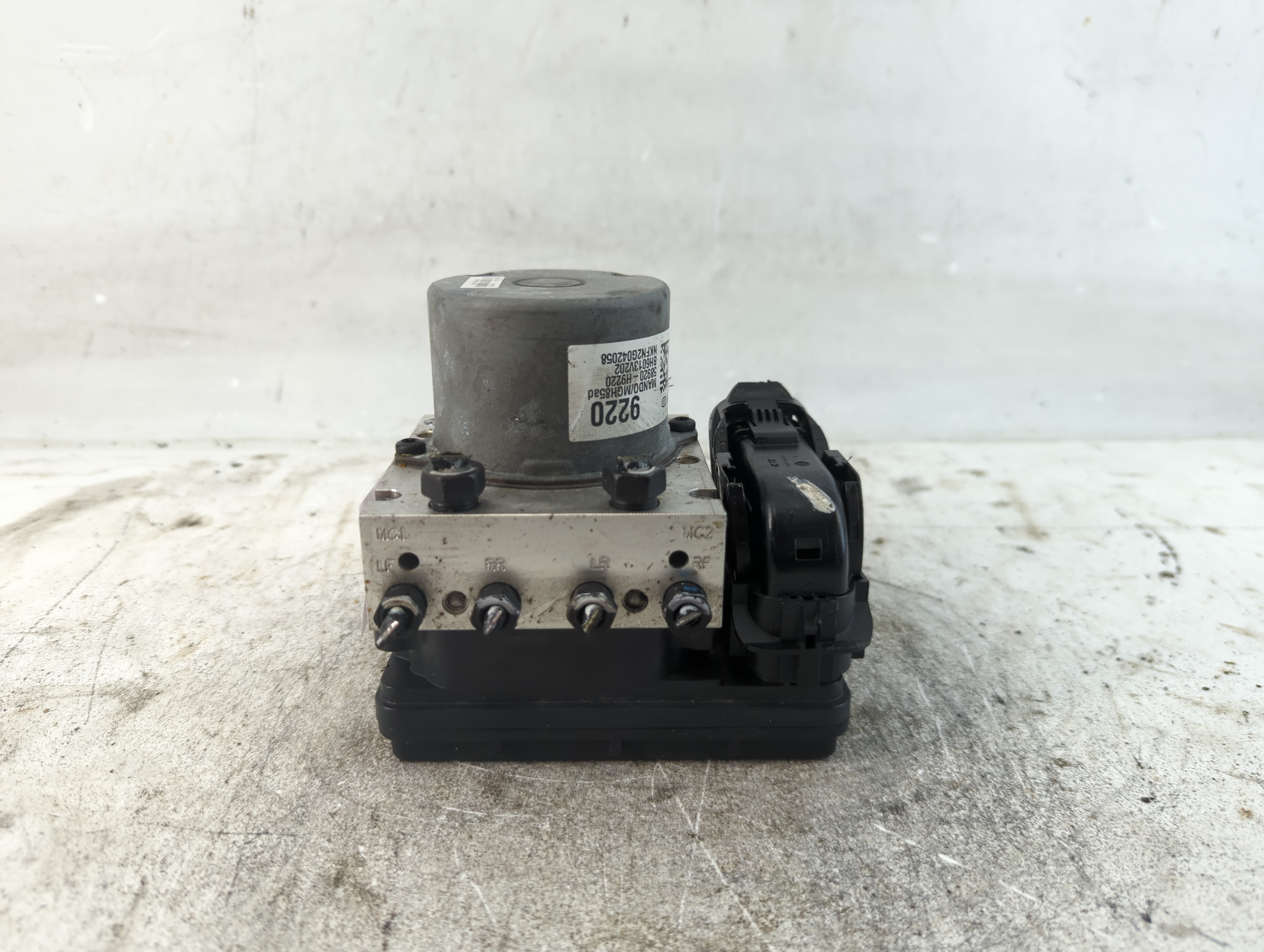 2018-2019 Kia Rio Abs Pump Control Module 937863 - Oemusedautoparts1.com