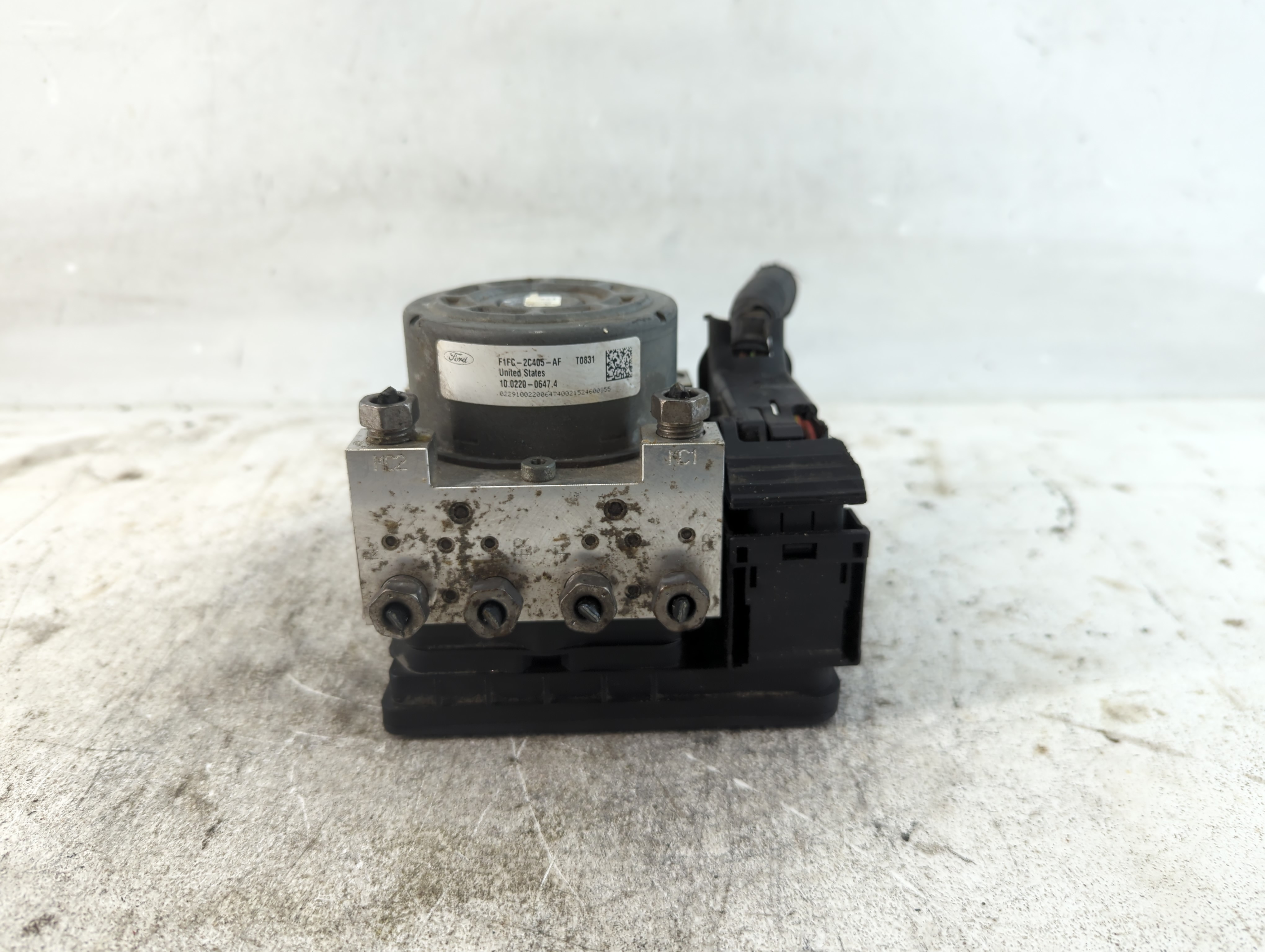 2016-2018 Ford Focus Abs Pump Control Module 937882 - Oemusedautoparts1.com