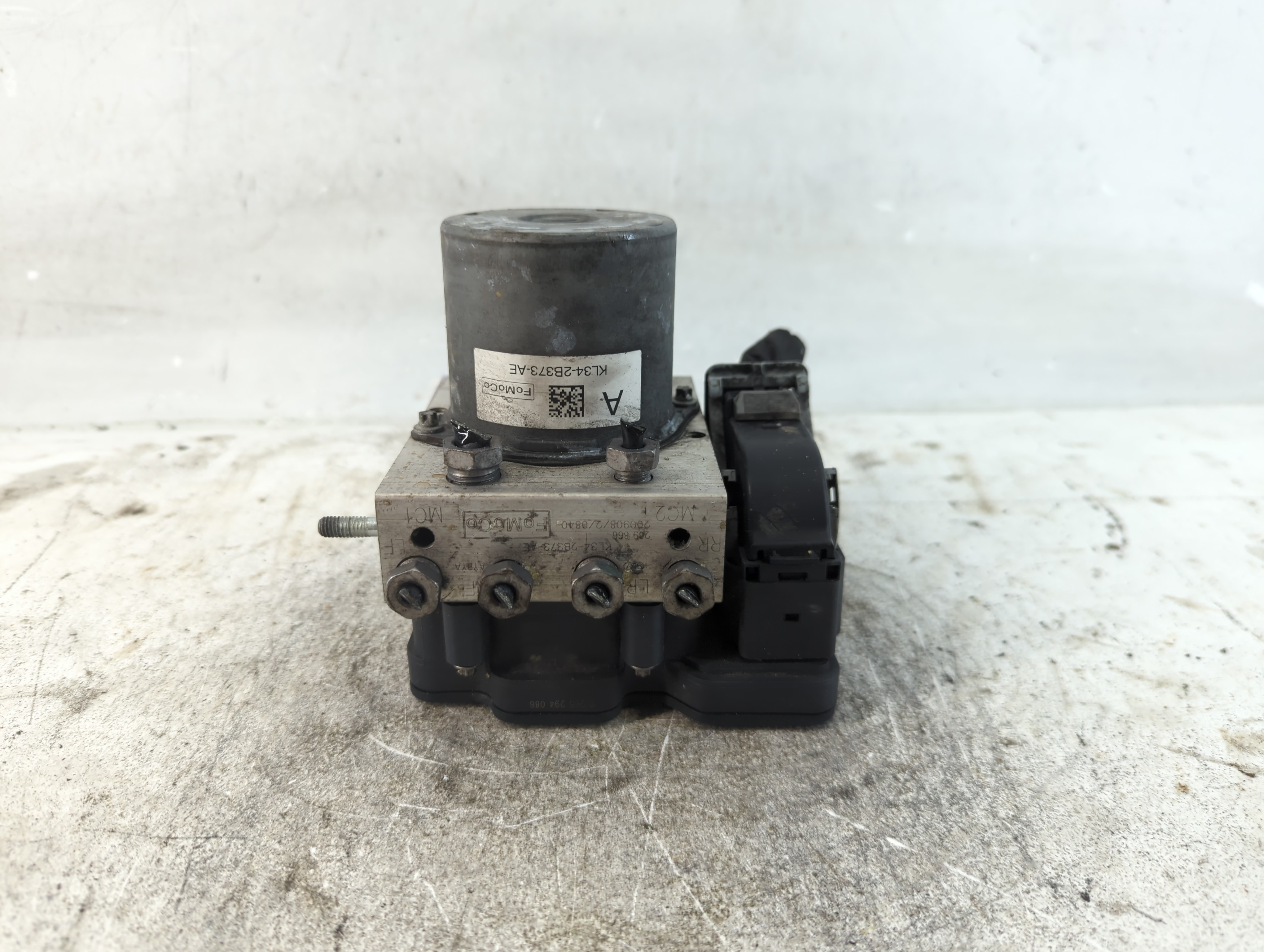 2019-2020 Ford F-150 Abs Pump Control Module 937888 - Oemusedautoparts1.com