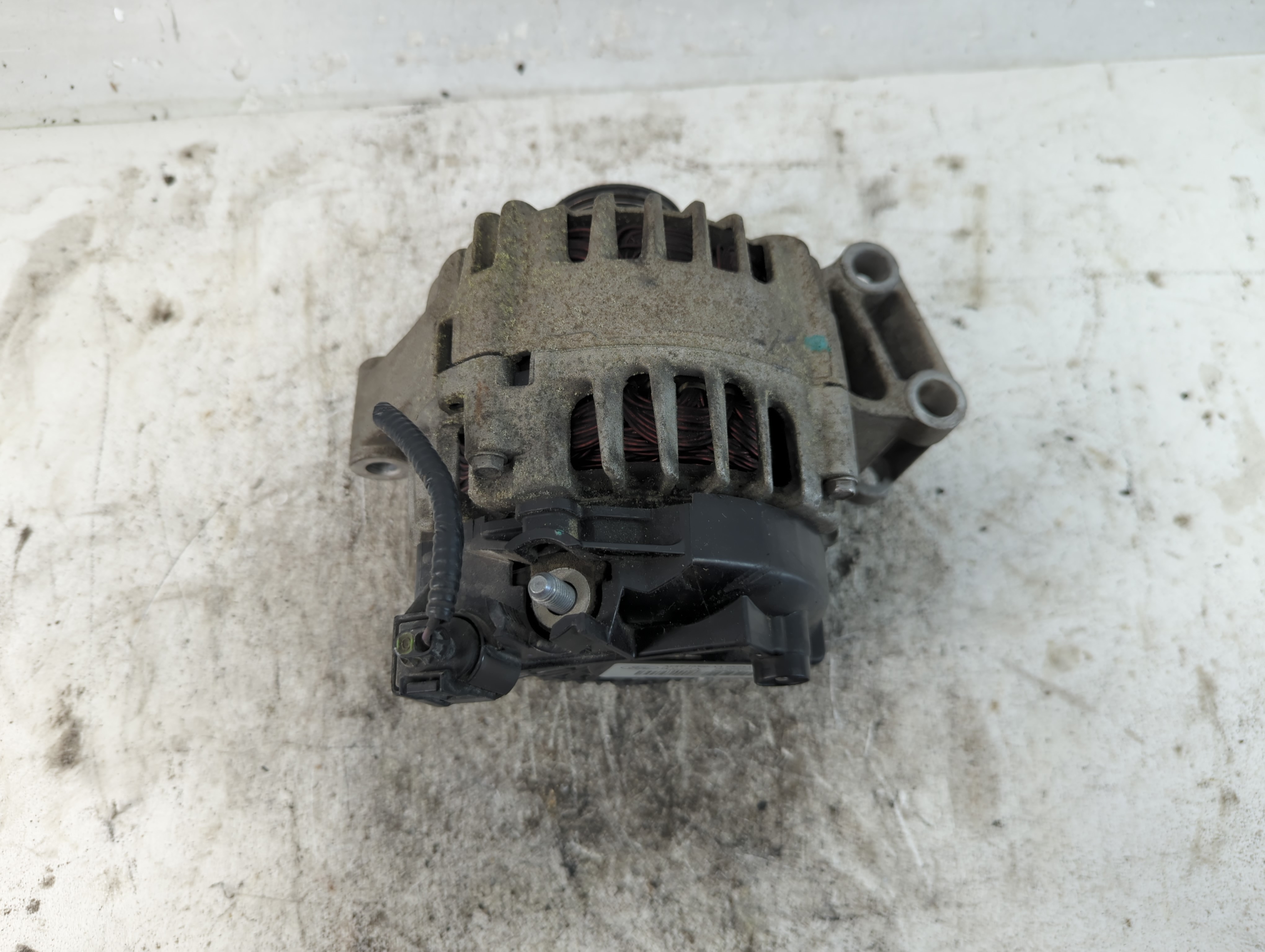 2011-2019 Ford Fiesta Alternator Generator Charging Assembly Engine Oem 937893 - Oemusedautoparts1.com