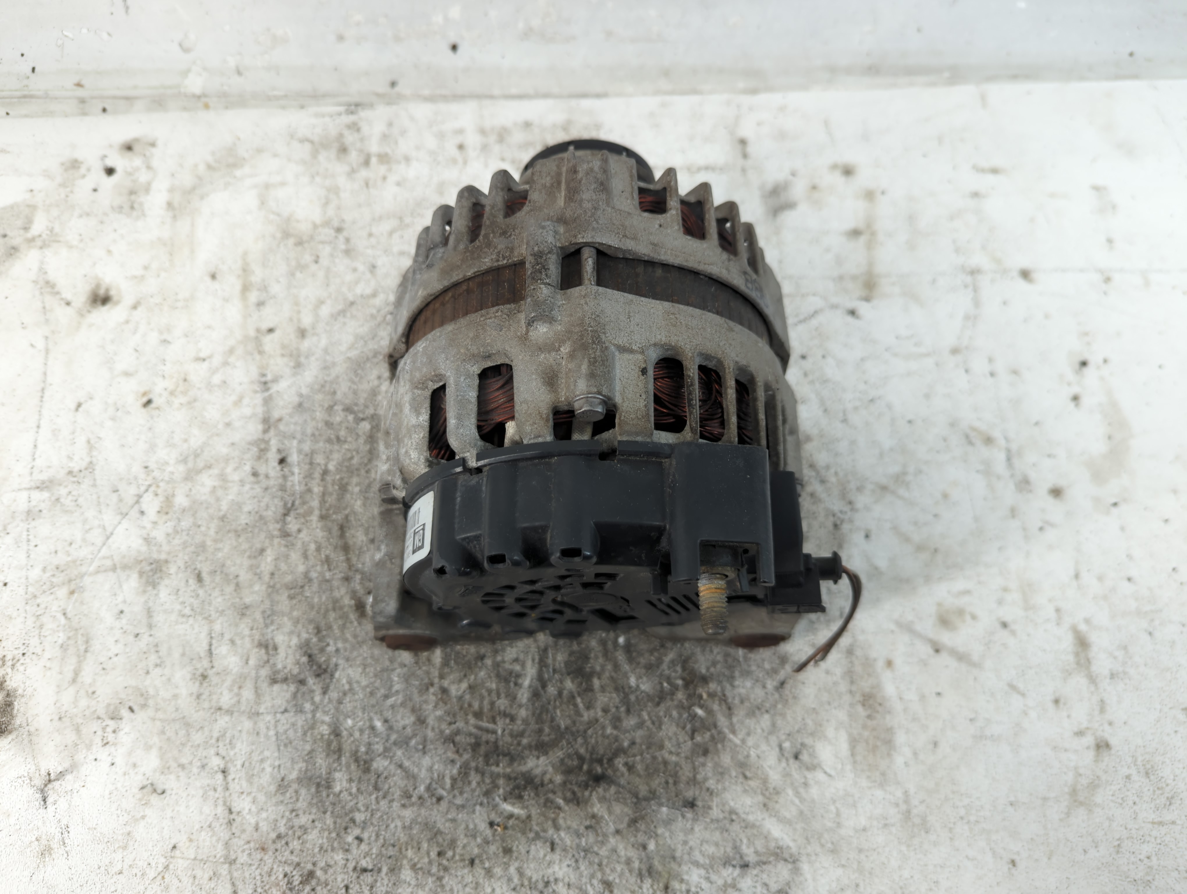 2011 Chevrolet Cruze Alternator Generator Charging Assembly Engine Oem 937894 - Oemusedautoparts1.com