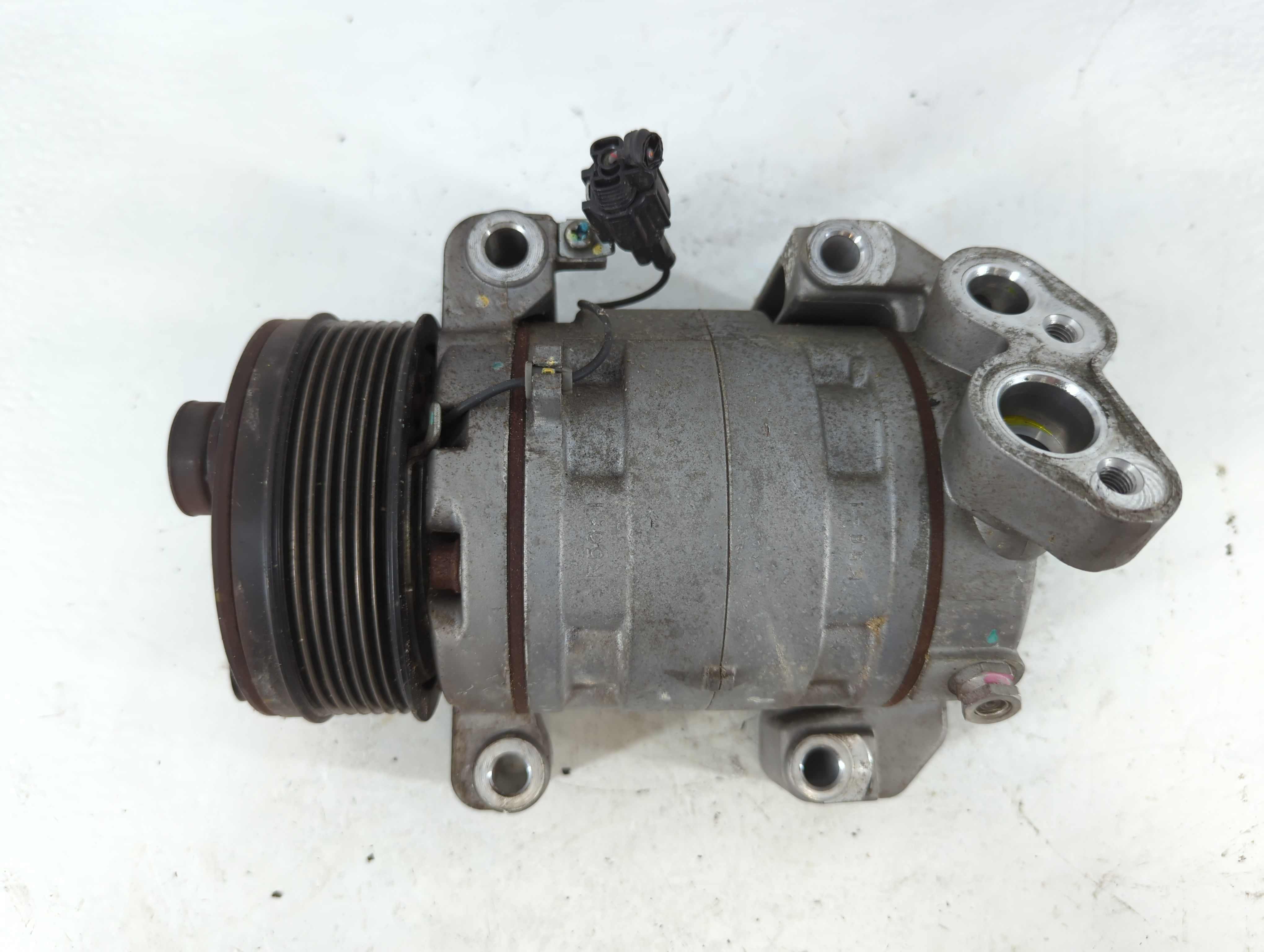Picture of 2019-2021 Nissan Titan Air Conditioning A/c Ac Compressor Oem 937906
