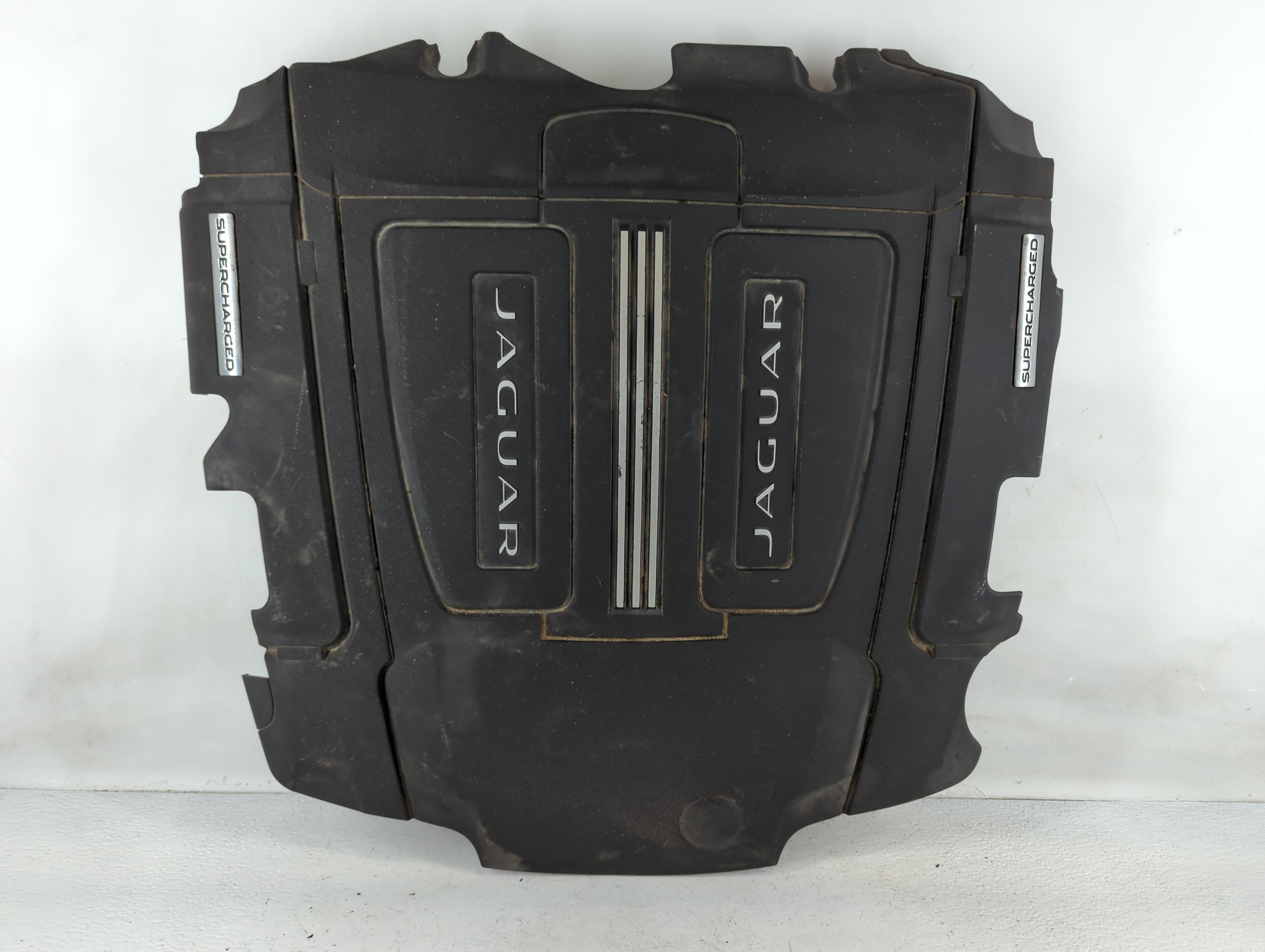 2014 Jaguar Xj Engine Cover 937912 - Oemusedautoparts1.com