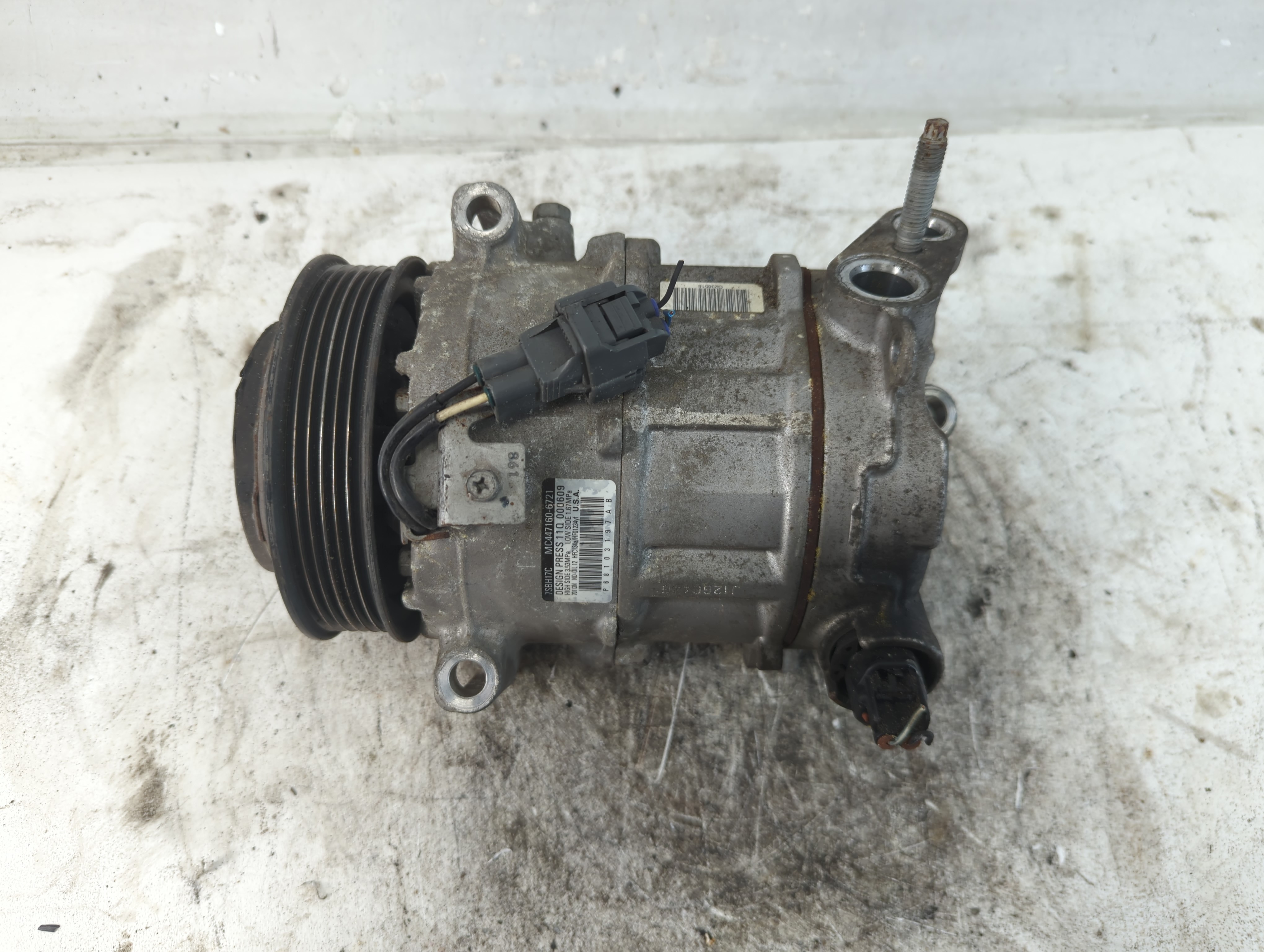 Picture of 2014-2022 Jeep Cherokee Air Conditioning A/c Ac Compressor Oem 937954