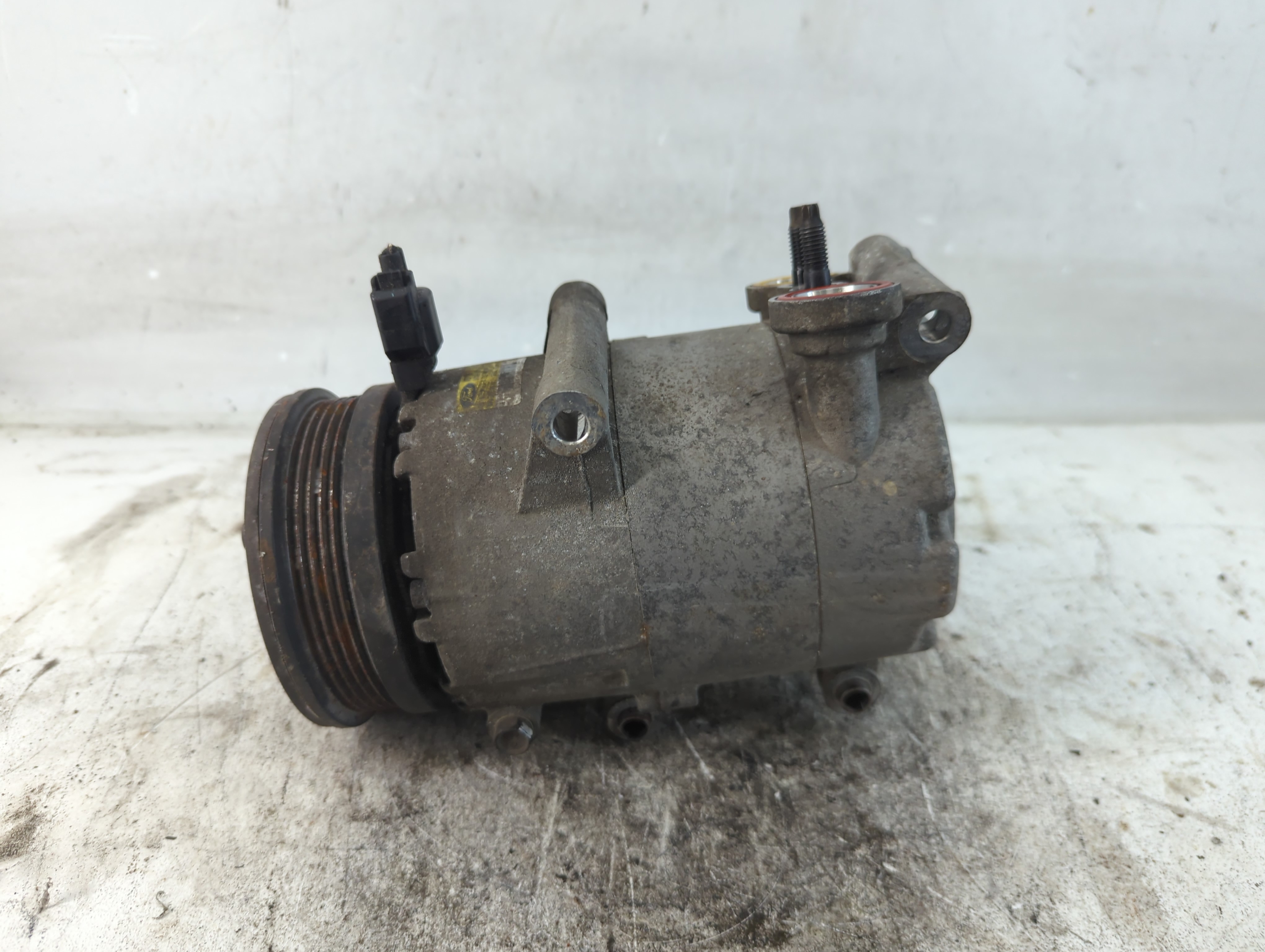 2012-2013 Ford Focus Air Conditioning A/c Ac Compressor Oem 937957 - Oemusedautoparts1.com
