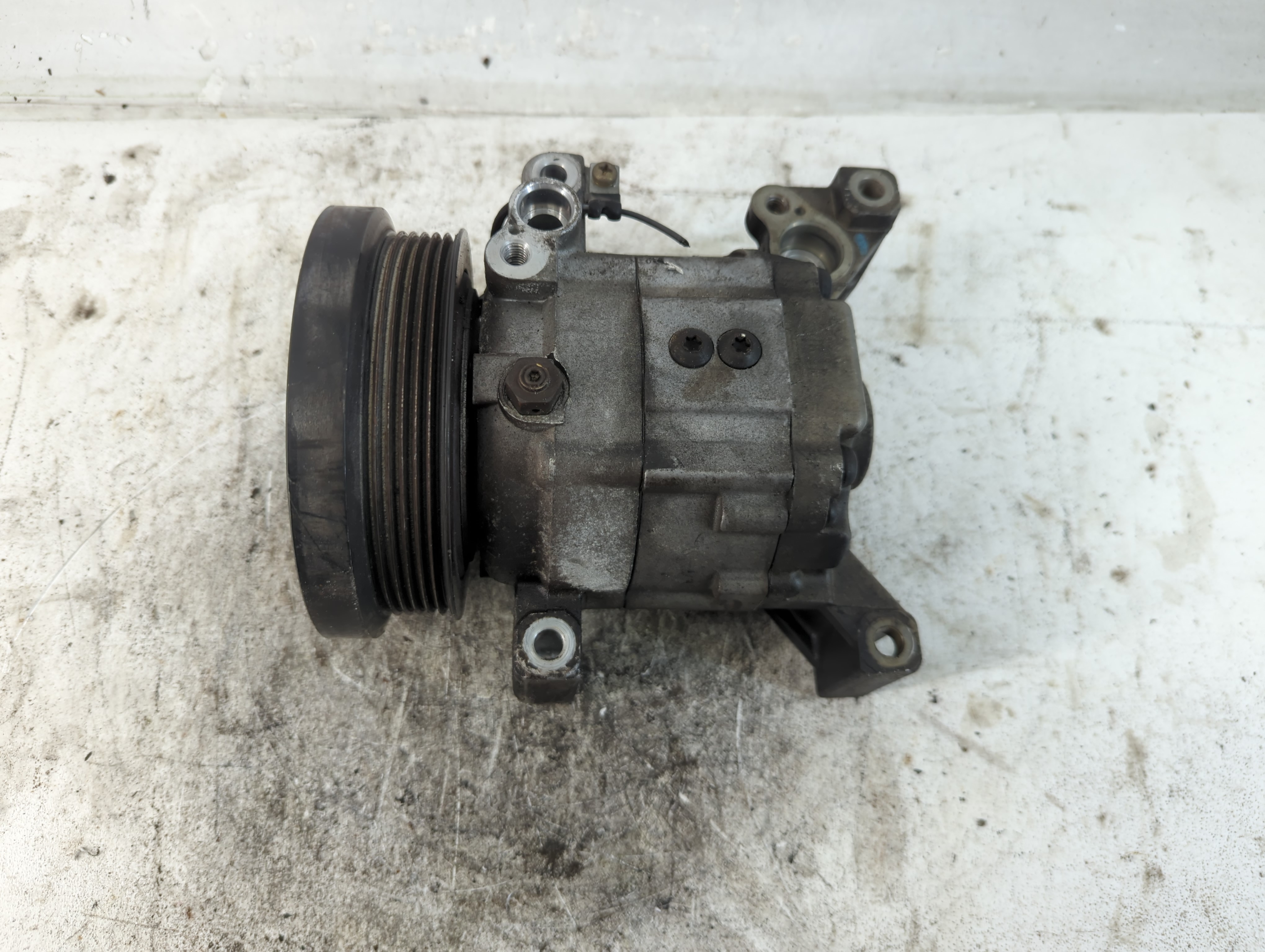 Picture of 1999-2001 Honda Passport Air Conditioning A/c Ac Compressor Oem 937958