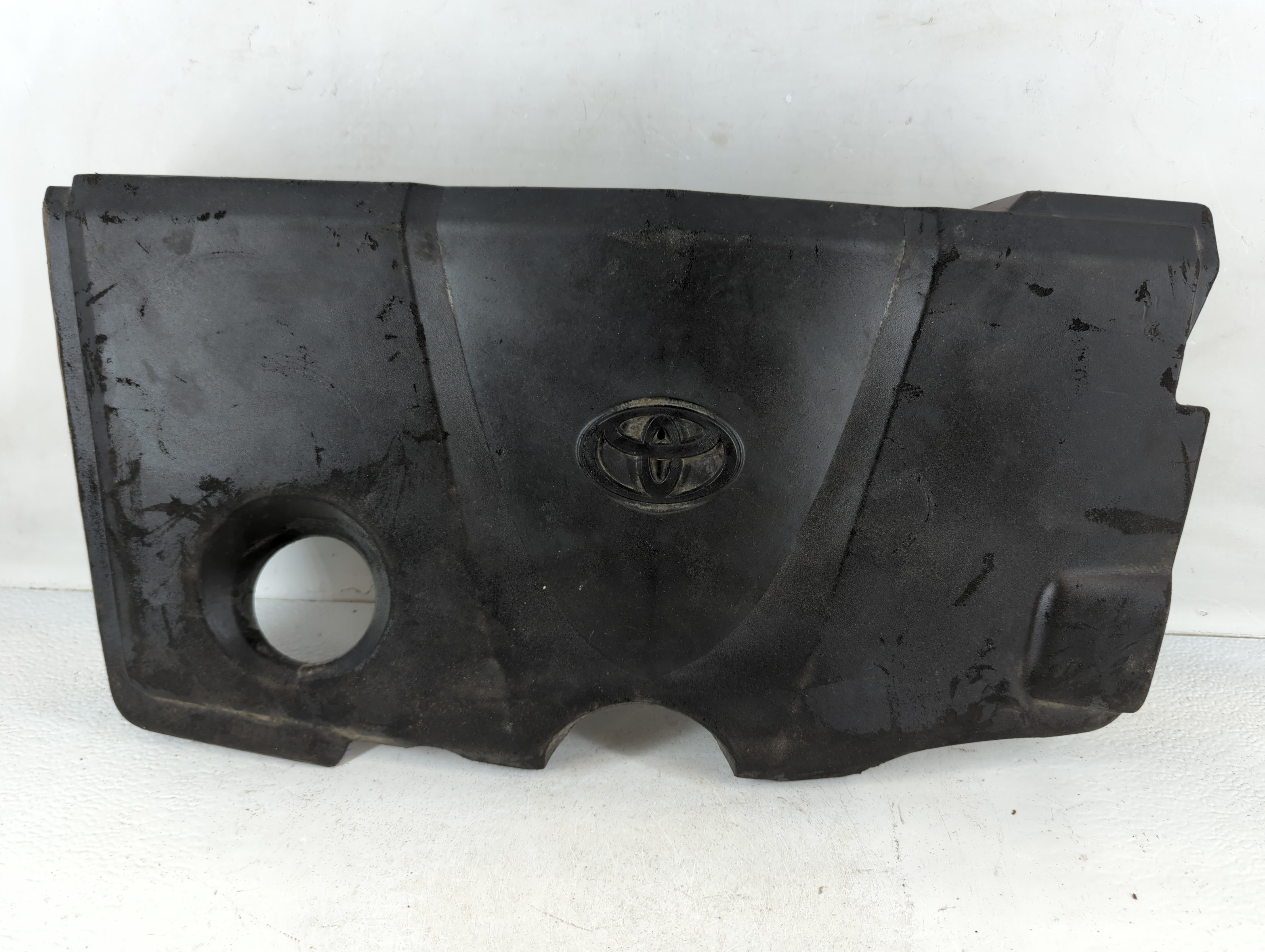 2020 Toyota Camry Engine Cover 937969 - Oemusedautoparts1.com