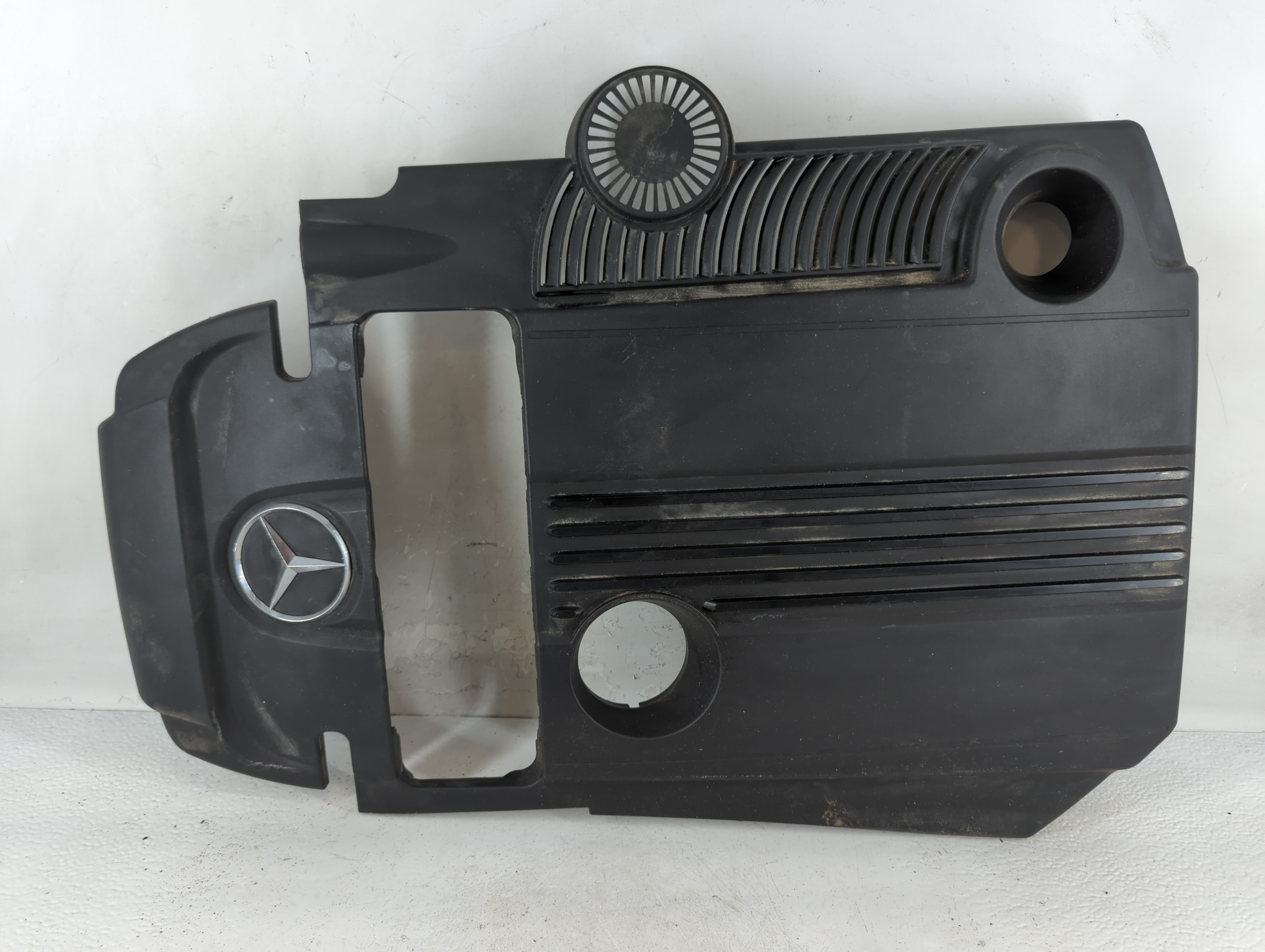2014 Mercedes-benz C250 Engine Cover 938030 - Oemusedautoparts1.com