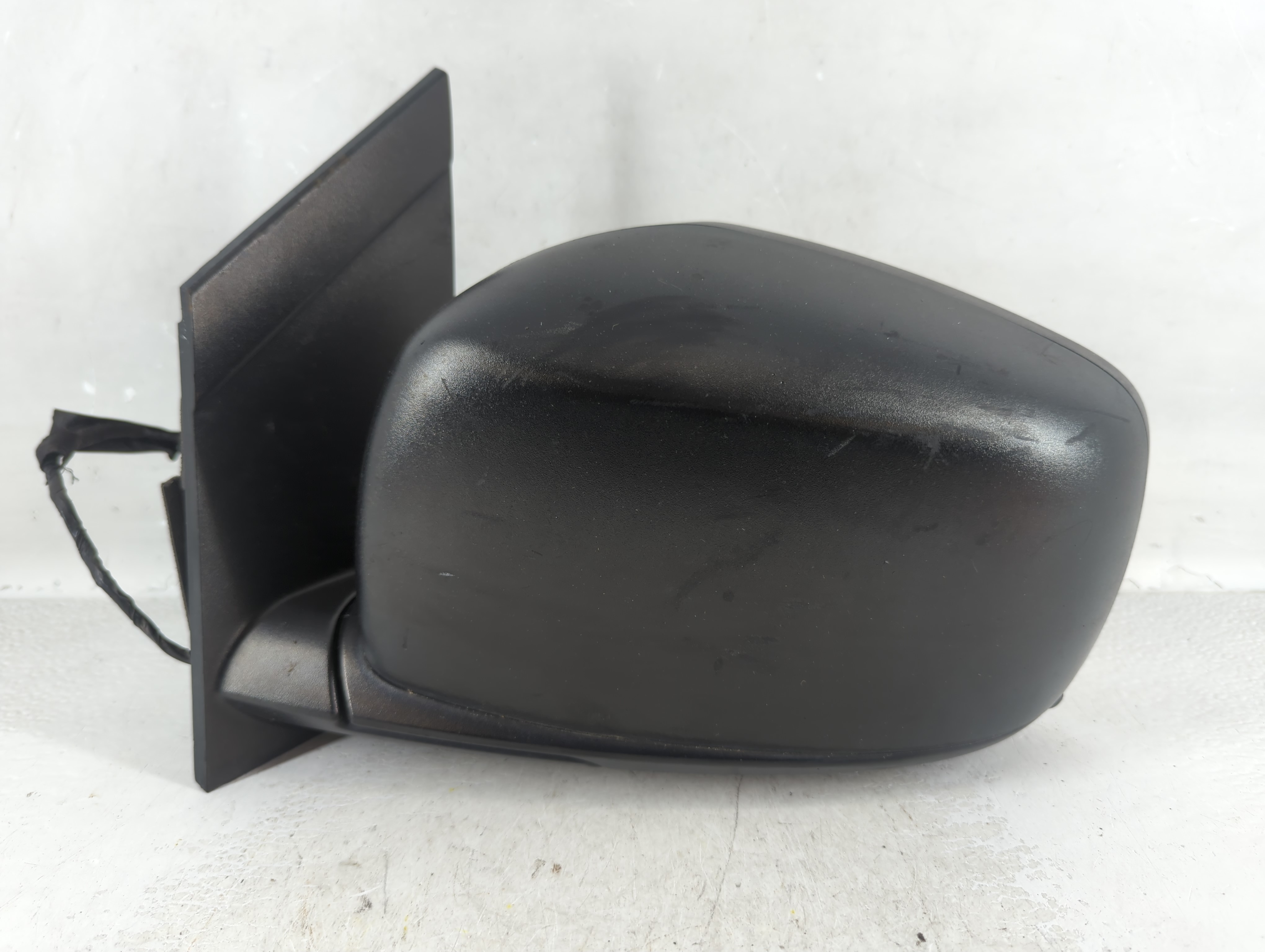 2008-2010 Dodge Grand Caravan Driver Left Side View Manual Door Mirror 938158 - Oemusedautoparts1.com