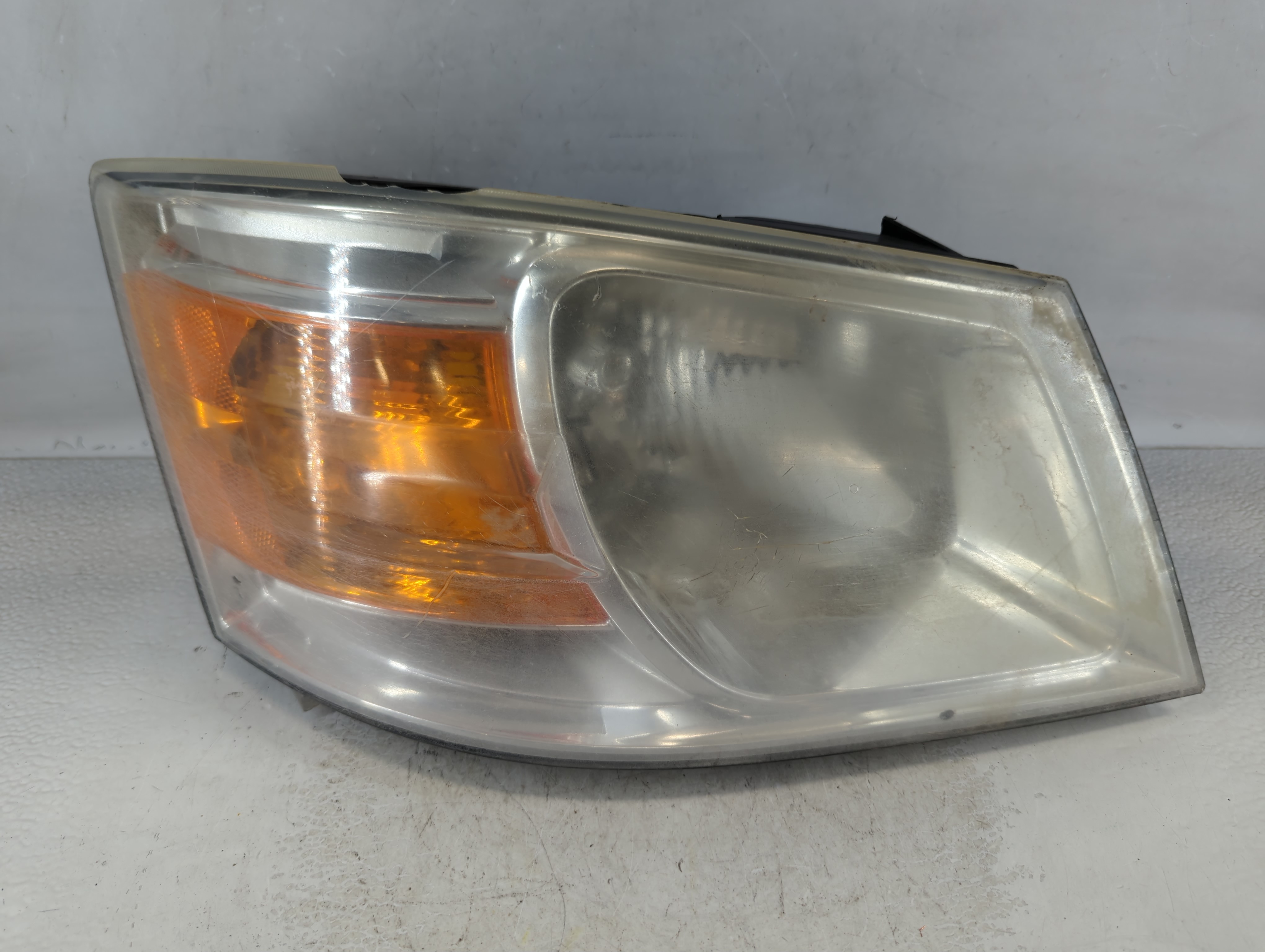 Picture of 2008 Dodge Grand Caravan Passenger Right Oem Head Light Headlight Lamp 938193